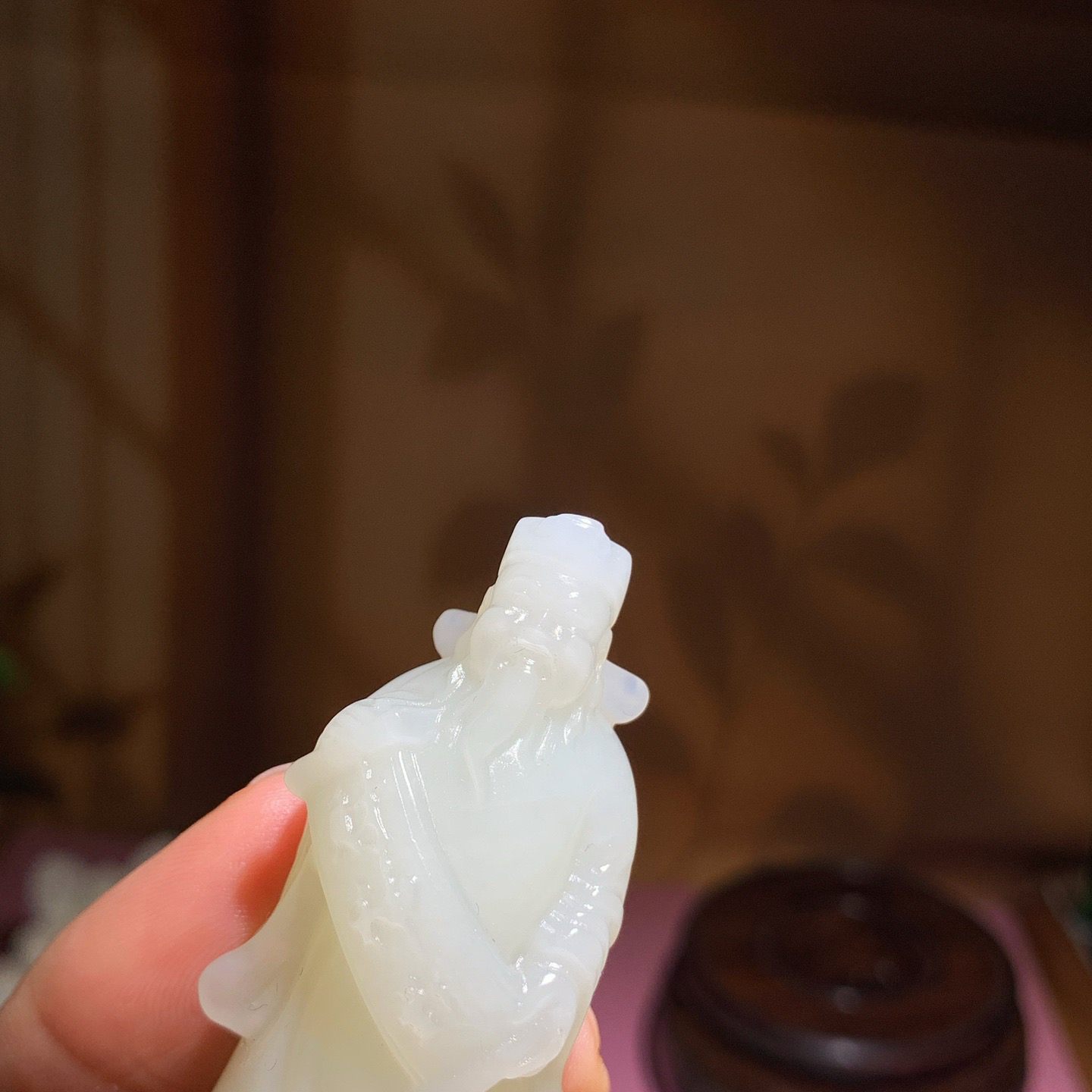新疆和田玉财神到财神挂件！尺寸54/24/19玉质细腻油润 底色纯净 脂粉好，品质好。