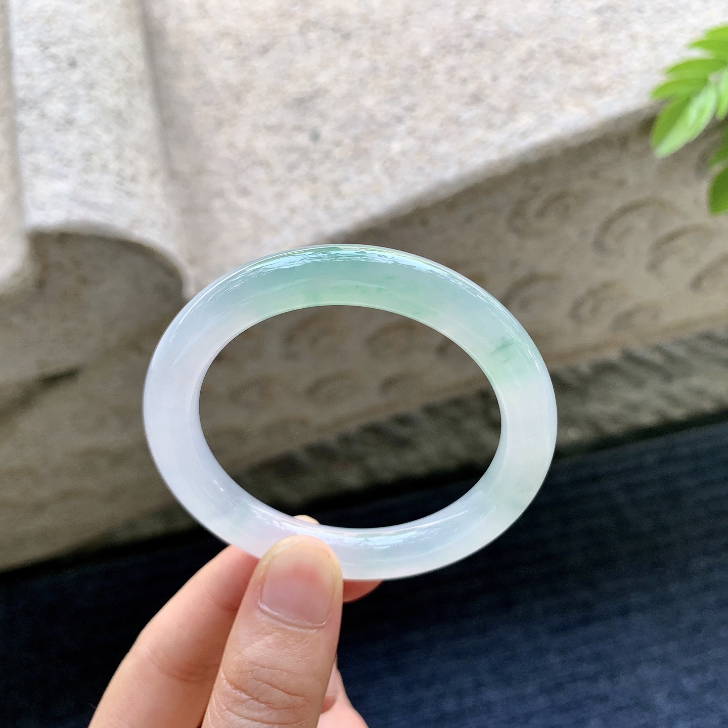 圆条49 50，圈口50.2/9/8.5，编码C11081311，冰糯春彩，清透，水润，种老，细腻，有纹线