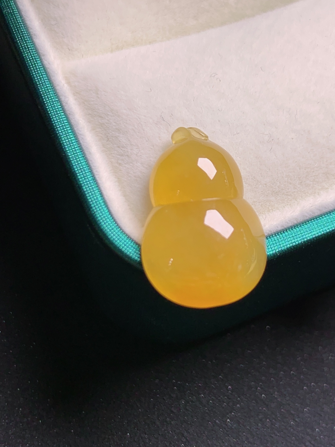 ️ 黄翡葫芦：满色蜜糖黄，圆润饱满，福禄双全