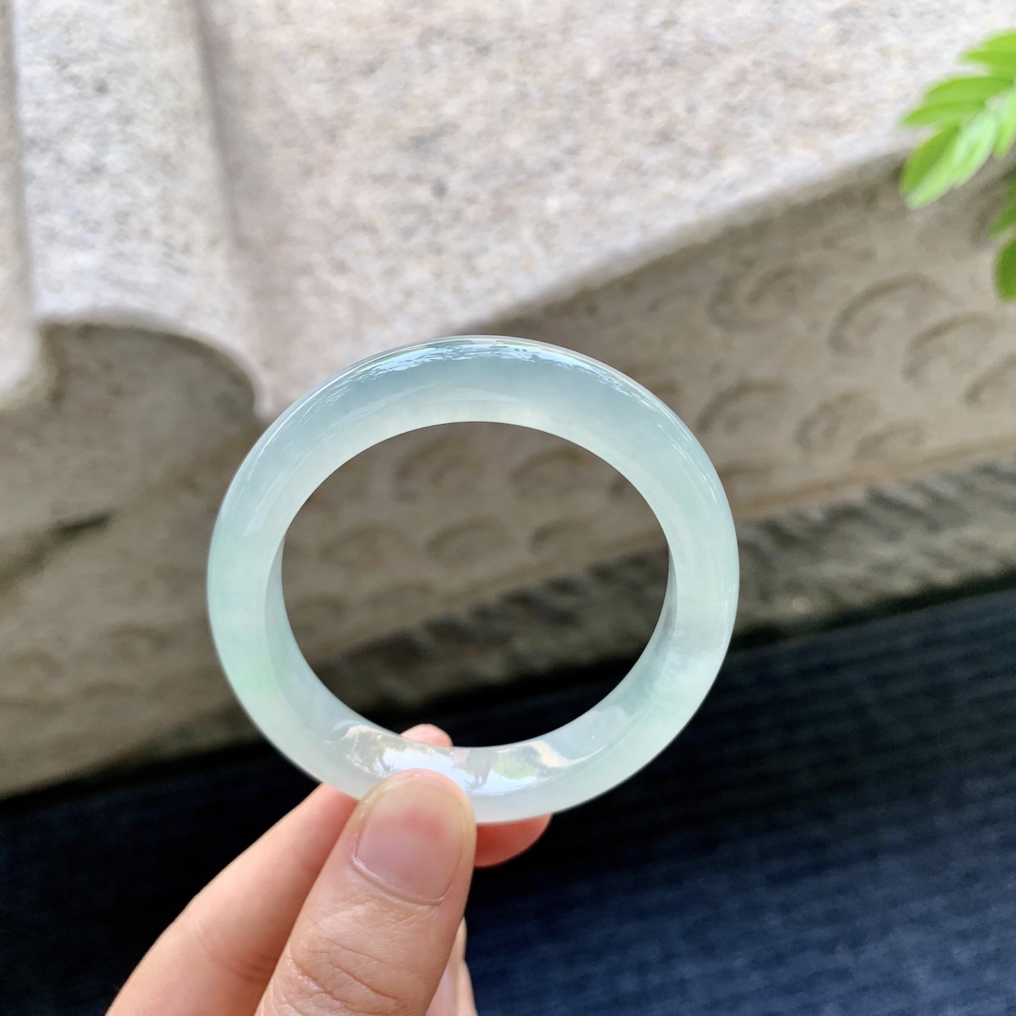 贵妃52 53，圈口53.5/45.5/9.4/7.5，编码C5081320，冰晴底，水润，种老，细腻，打灯有棉线