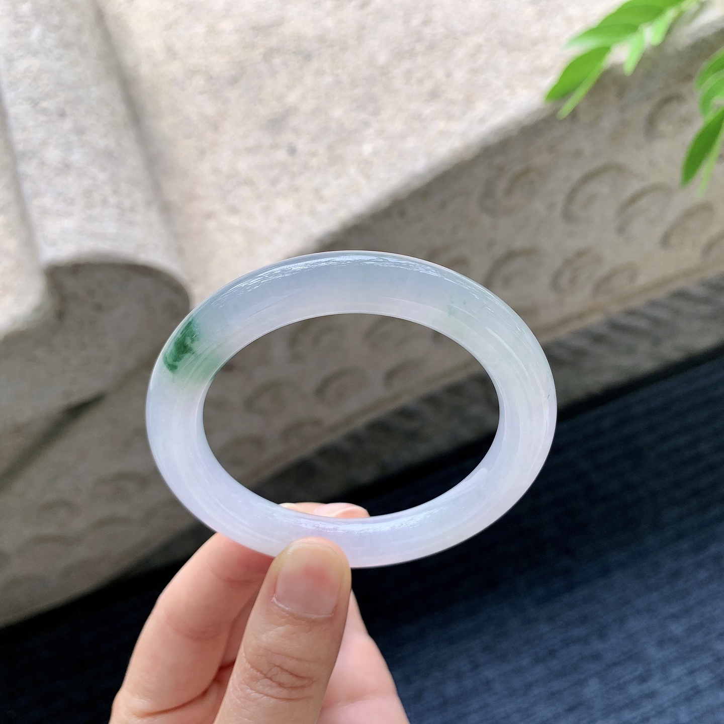圆条52 53，圈口53.8/9.5/9.7，编码FL041271，冰紫飘绿，清透，水润，种老，细腻，表皮纹线，有纹