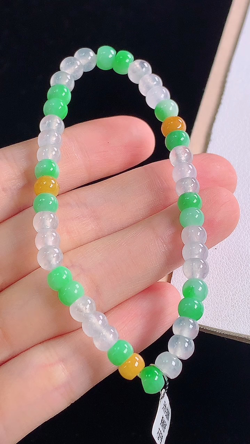 ️三彩手链，尺寸:5.5-3.5mm