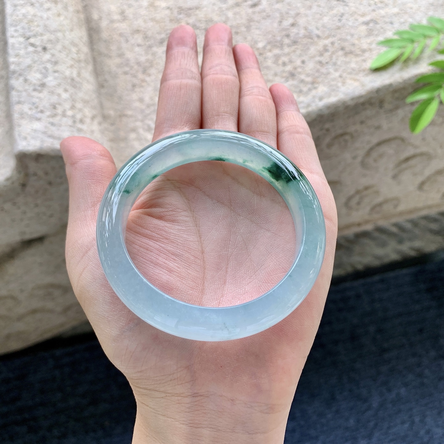 正圈53 54，圈口54/11.3/8.2，编码BA081454，冰糯飘花，清透，水润，种老，细腻，打灯有絮线
