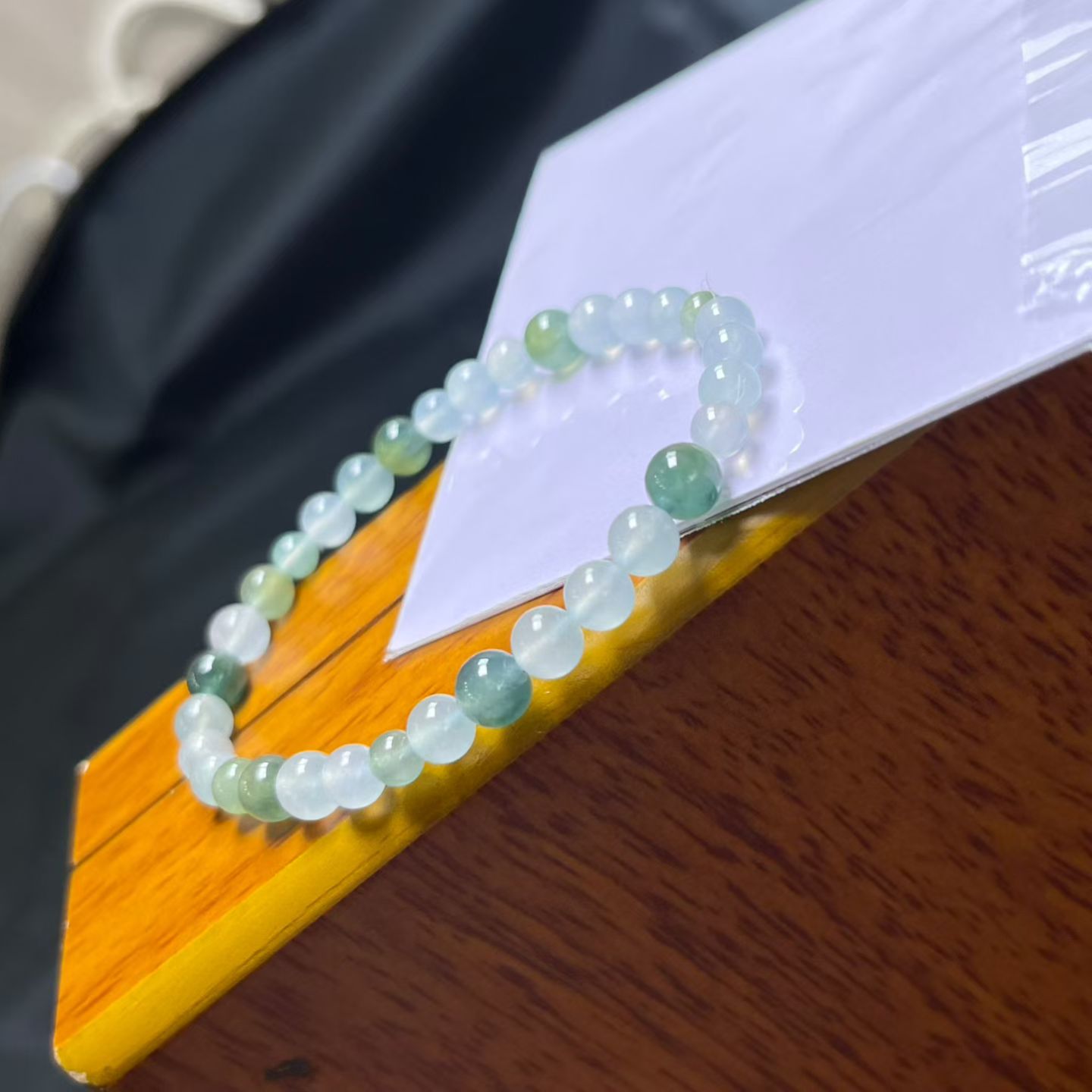 冰晴双色搭配特色手串，卡4.3mm-6mm，33颗