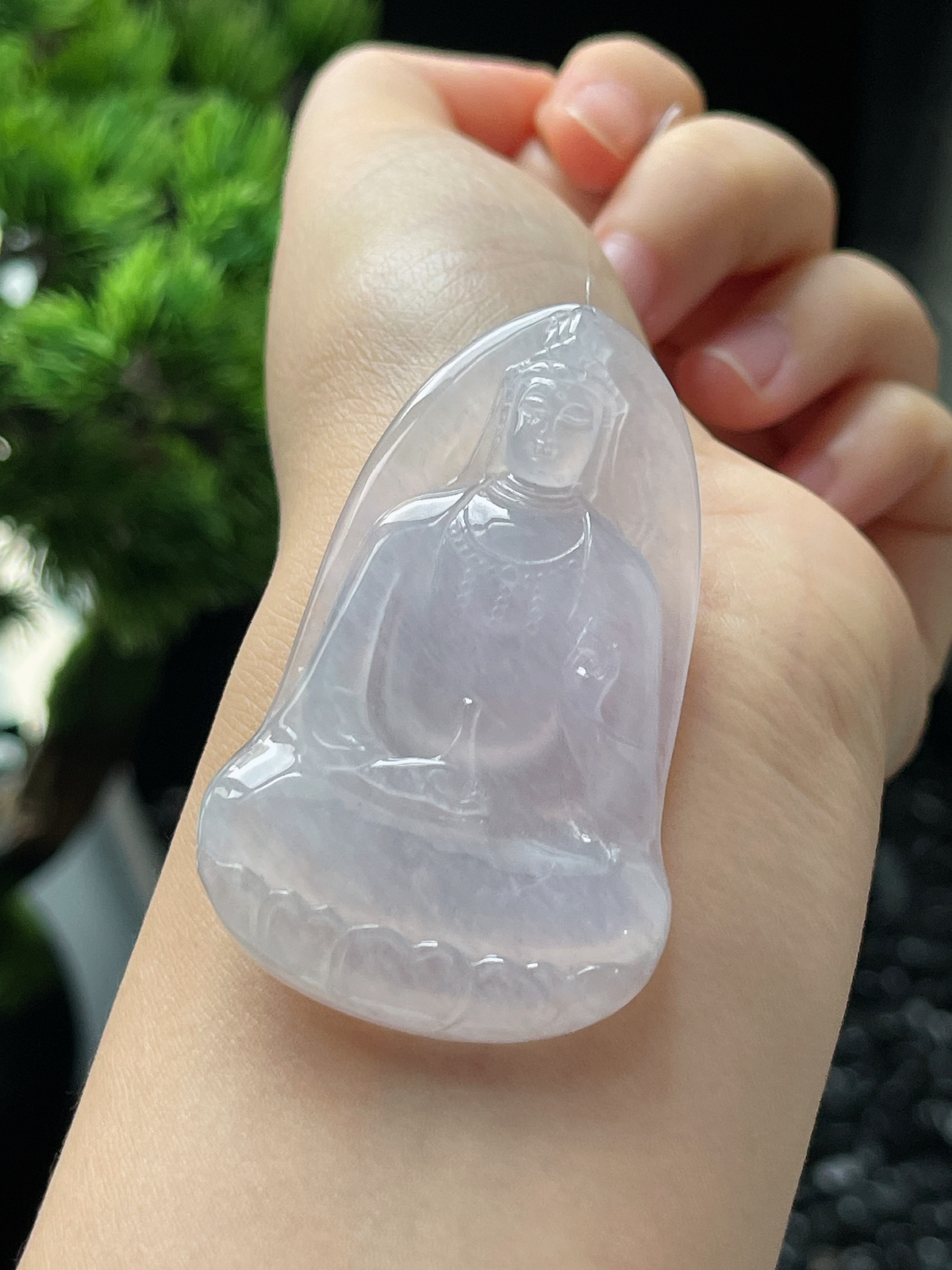 翡翠冰糯种白色观音吊坠