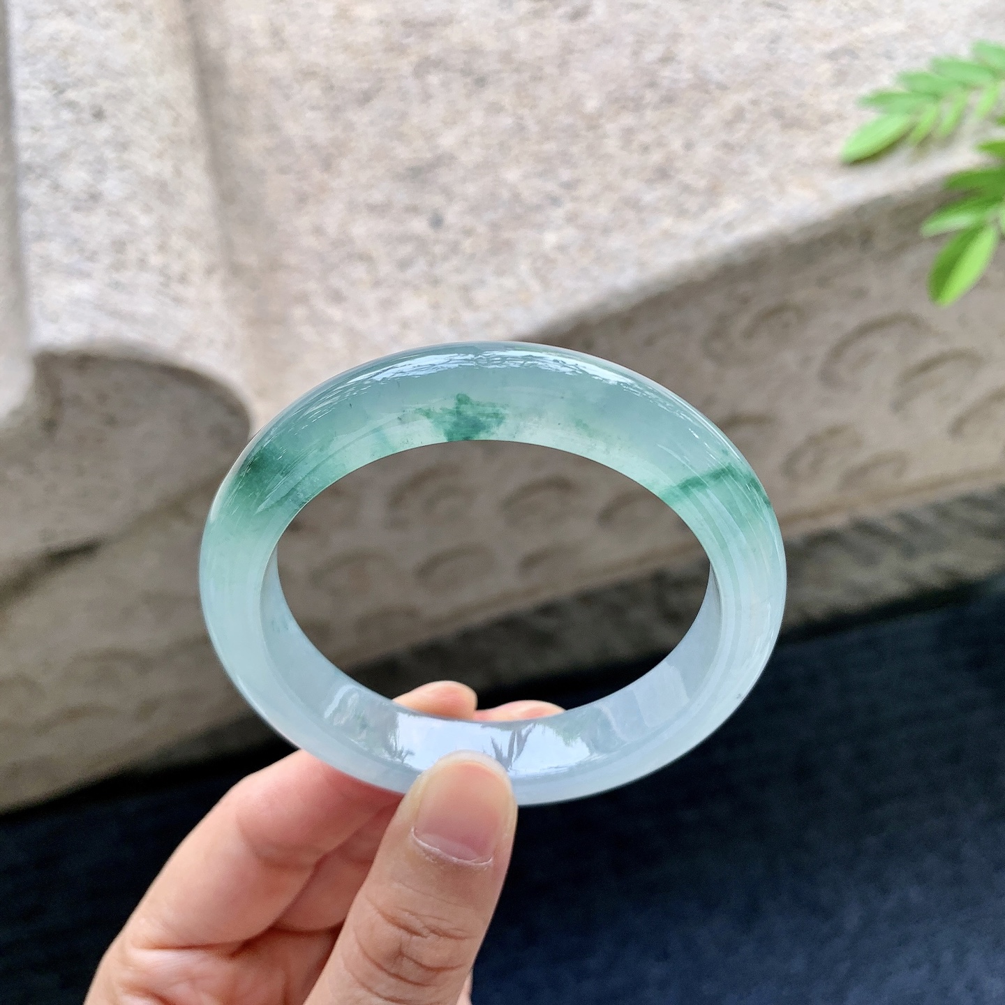 正圈53 54，圈口54/11.3/8.2，编码BA081454，冰糯飘花，清透，水润，种老，细腻，打灯有絮线