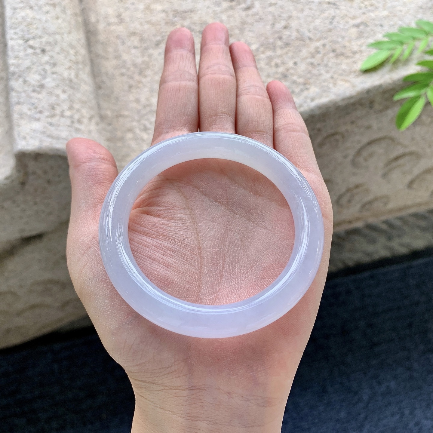 正圈52 53，圈口53.5/9/9，编码AD081415，糯冰粉紫，水润，种老，细腻，打灯有棉线