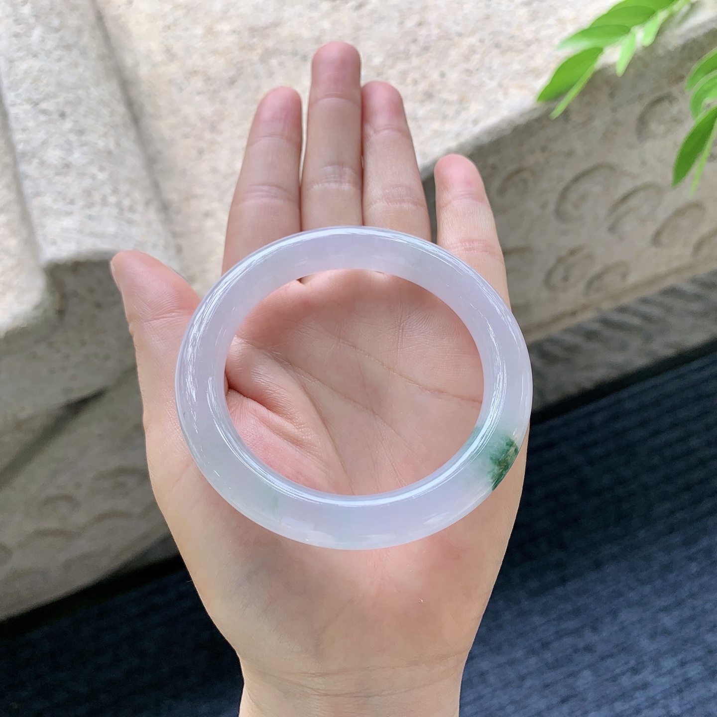 圆条52 53，圈口53.8/9.5/9.7，编码FL041271，冰紫飘绿，清透，水润，种老，细腻，表皮纹线，有纹