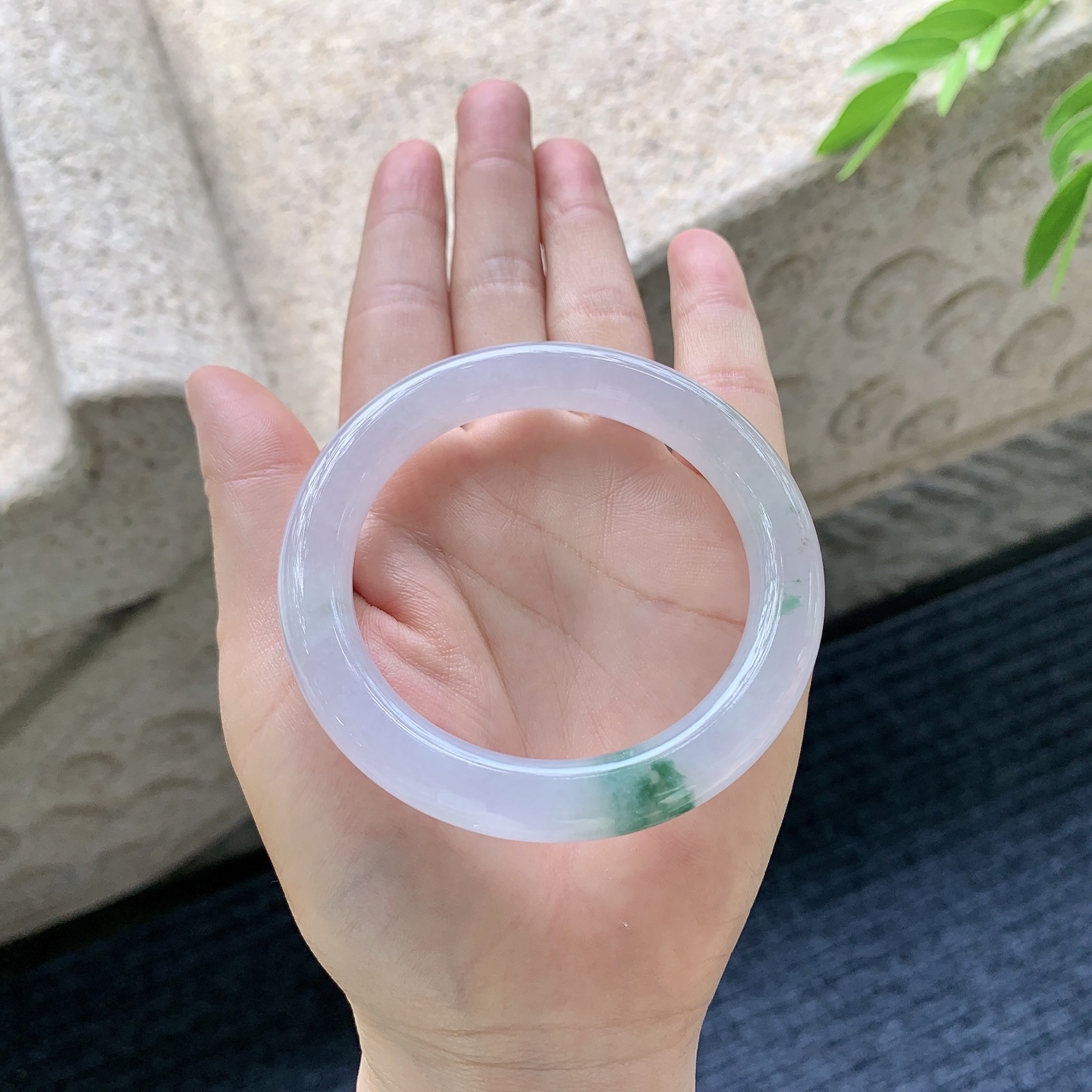 圆条52 53，圈口53.8/9.5/9.7，编码FL041271，冰紫飘绿，清透，水润，种老，细腻，表皮纹线，有纹