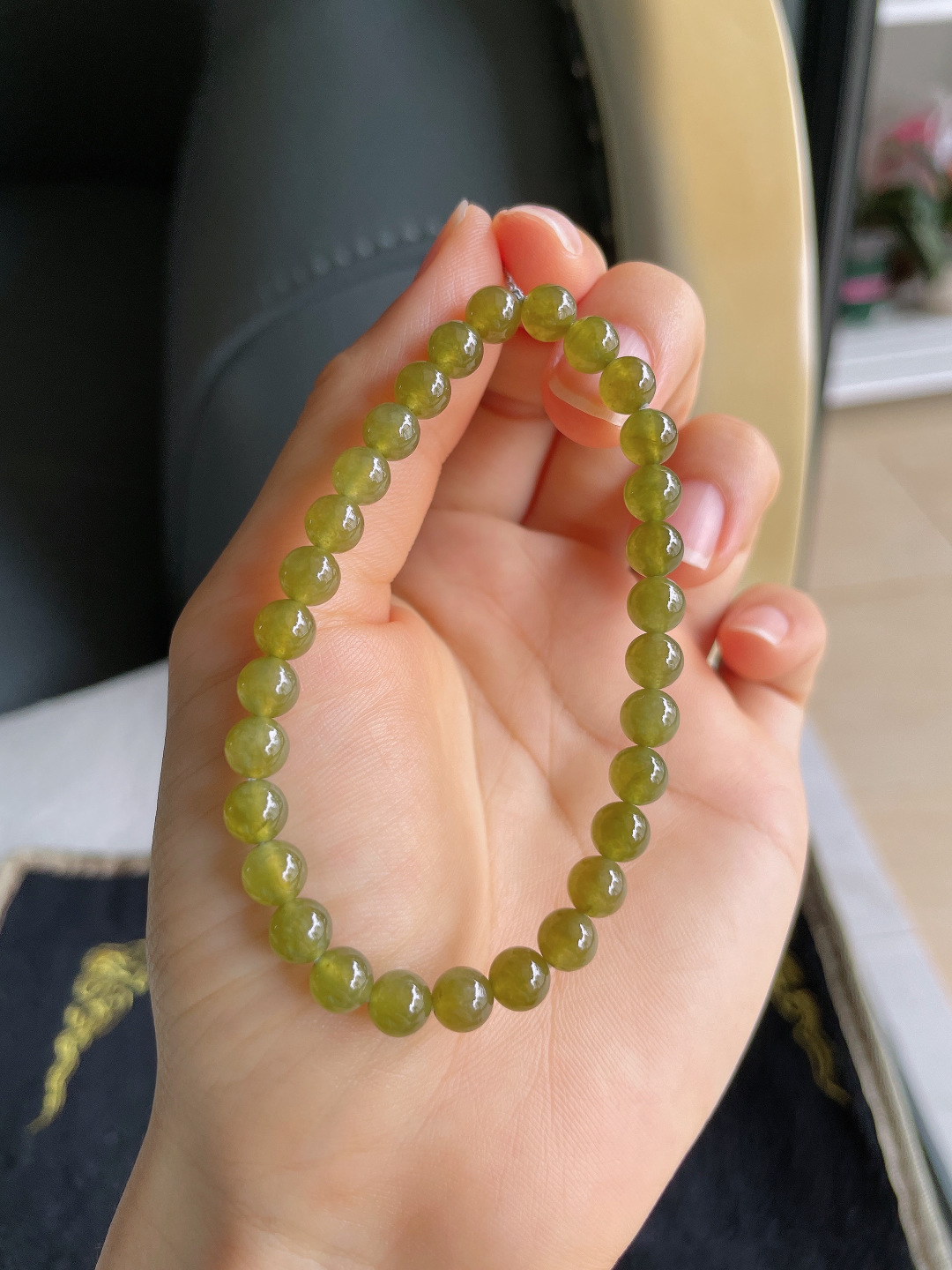 缅甸天然翡翠A货，冰种冰黄翡手串，尺寸：6mm。【编3371】