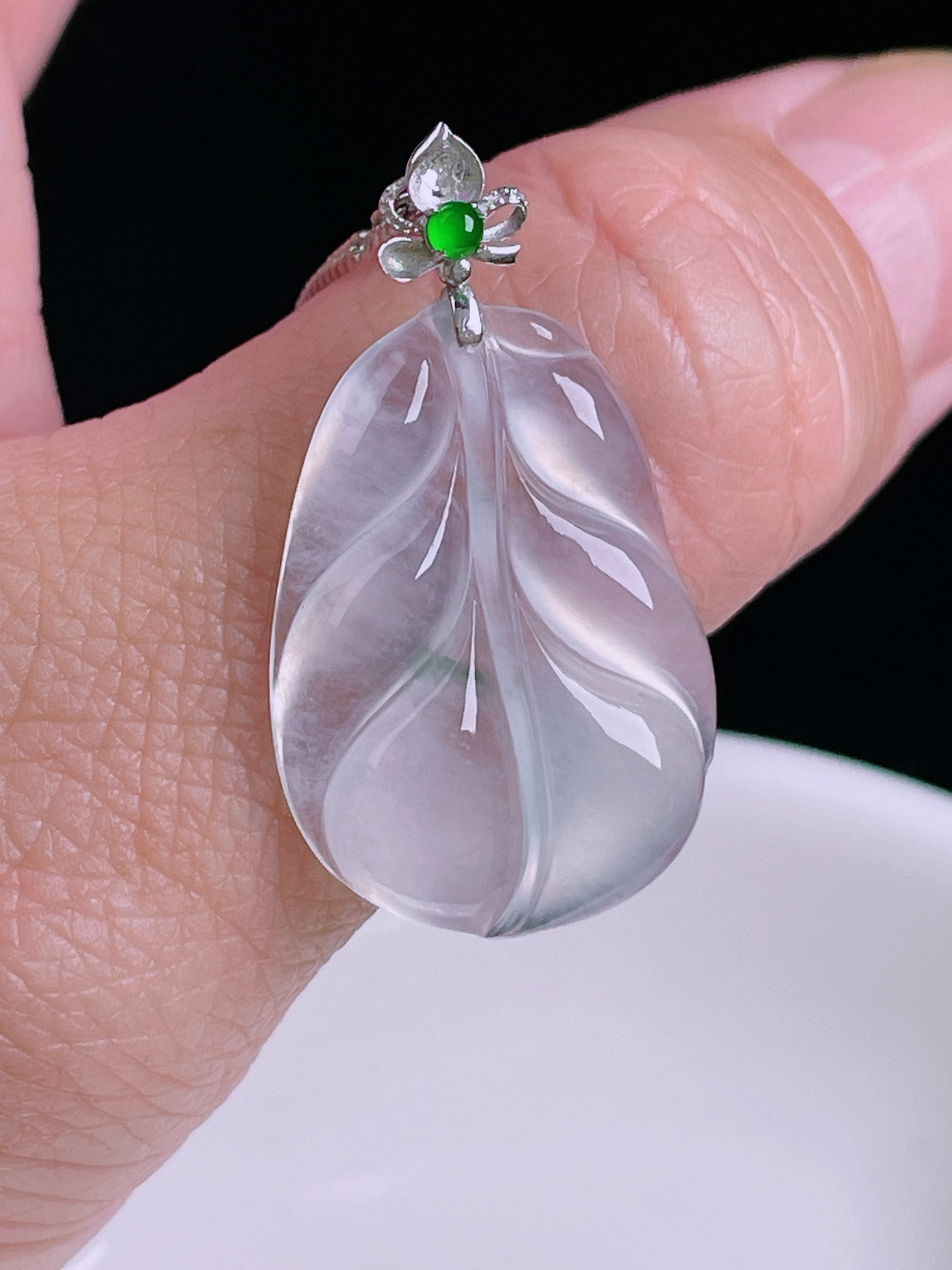 ️高冰叶子树叶，老种起光，细底通透，尺寸：33裸石26.2/18.3/3.8mm0814