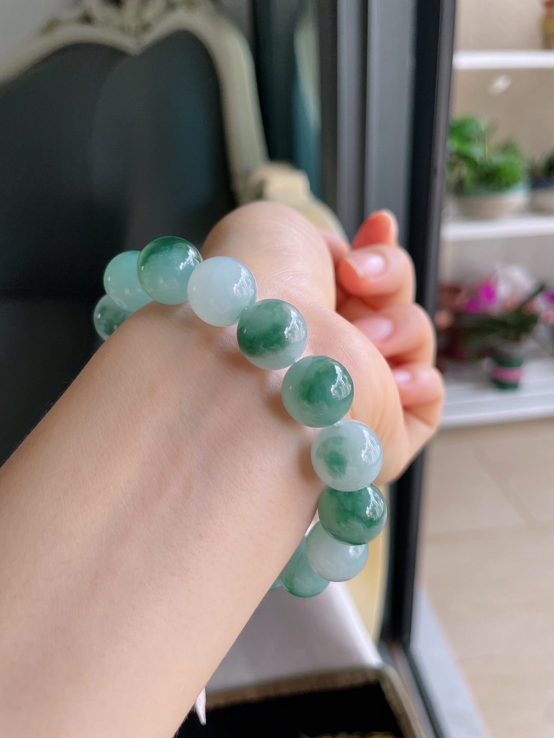 ️，天然翡翠A货，冰蓝水手串，尺寸：9.8mm。【编3687】