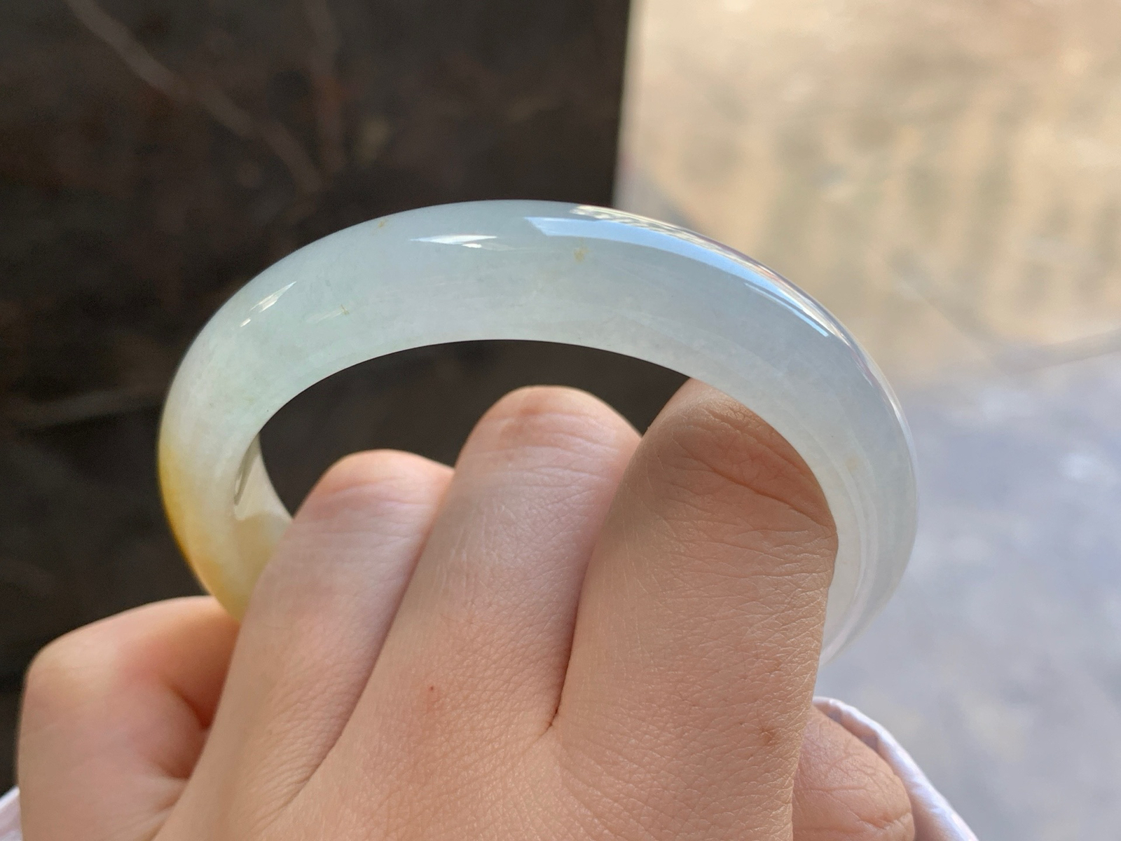 54-11.8-7.7
冰黄手镯^_^种水足 鲜艳