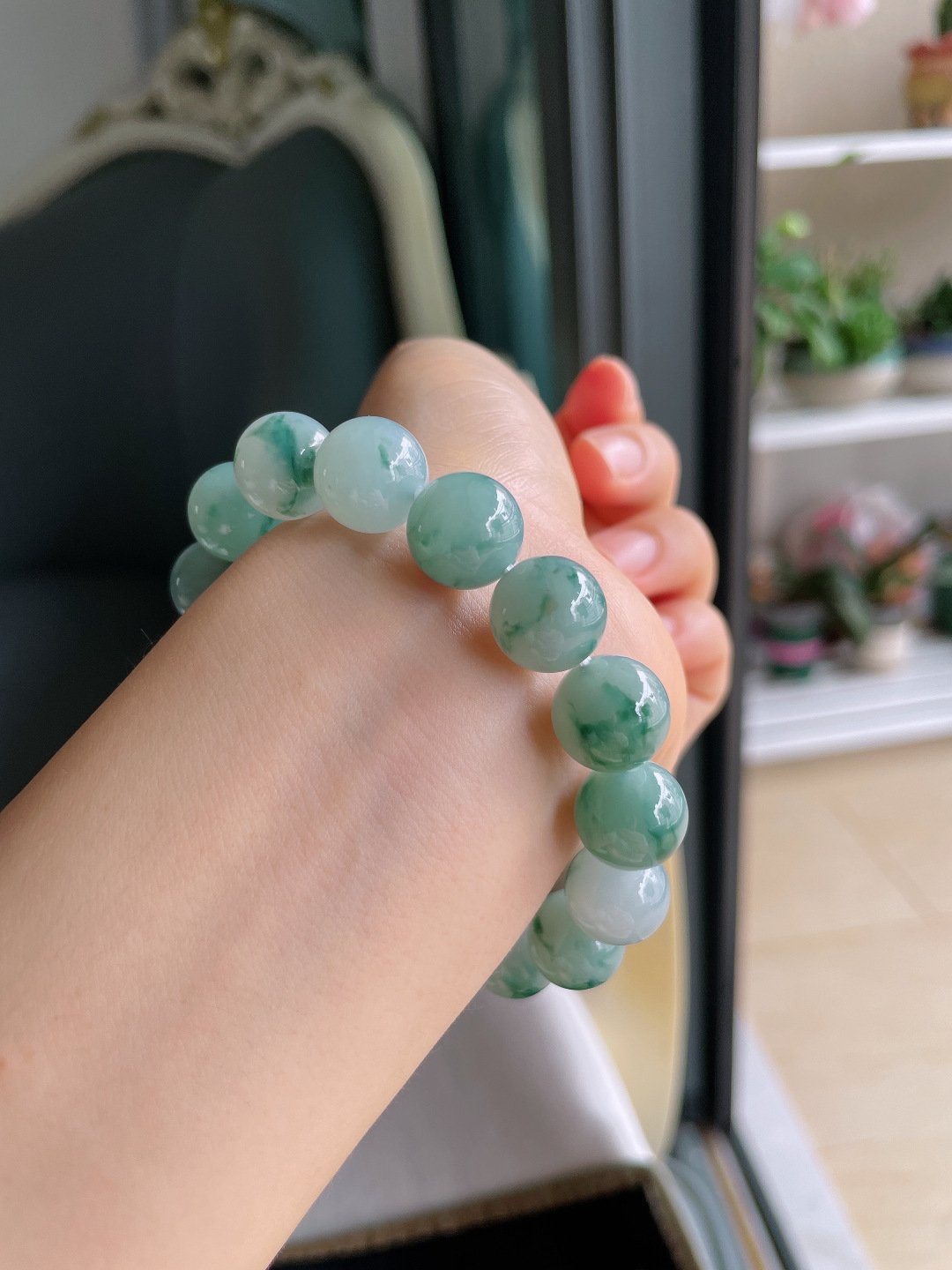 ️，缅甸天然翡翠A货，冰飘花手链，尺寸：12.5mm。【编3866】