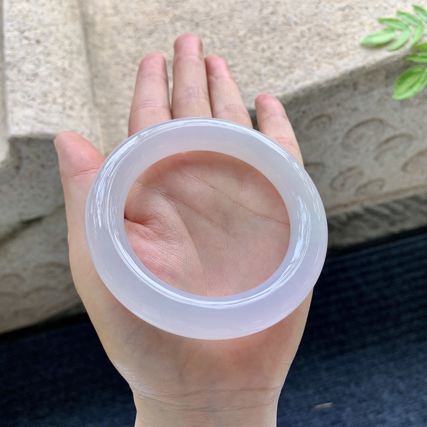圆条55 56，圈口56.3/11.7/12.1，编码GJ081538，描述冰糯粉紫，水润，种老，细