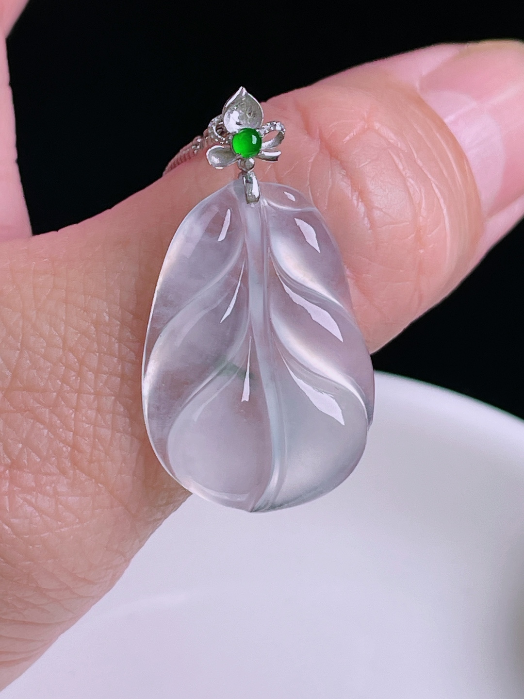 ️高冰叶子树叶，老种起光，细底通透，尺寸：33裸石26.2/18.3/3.8mm0814