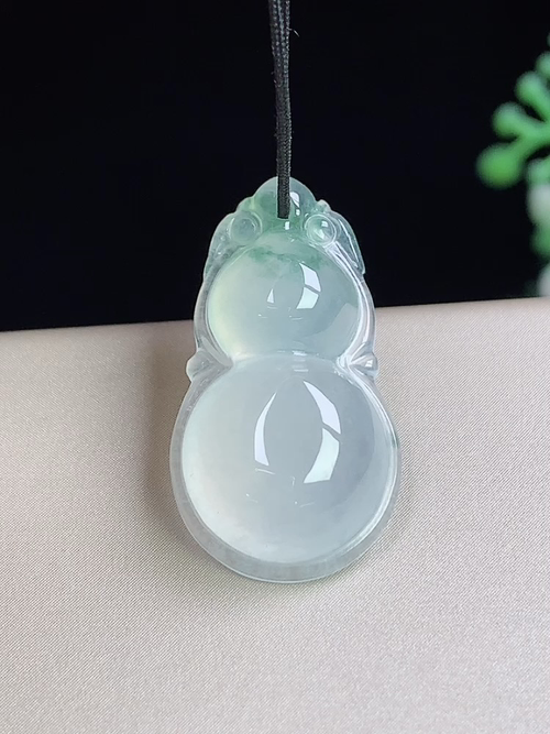 18k金镶冰飘花葫芦，无裂，尺寸24.5-13.6-6.0mm，D14yaf