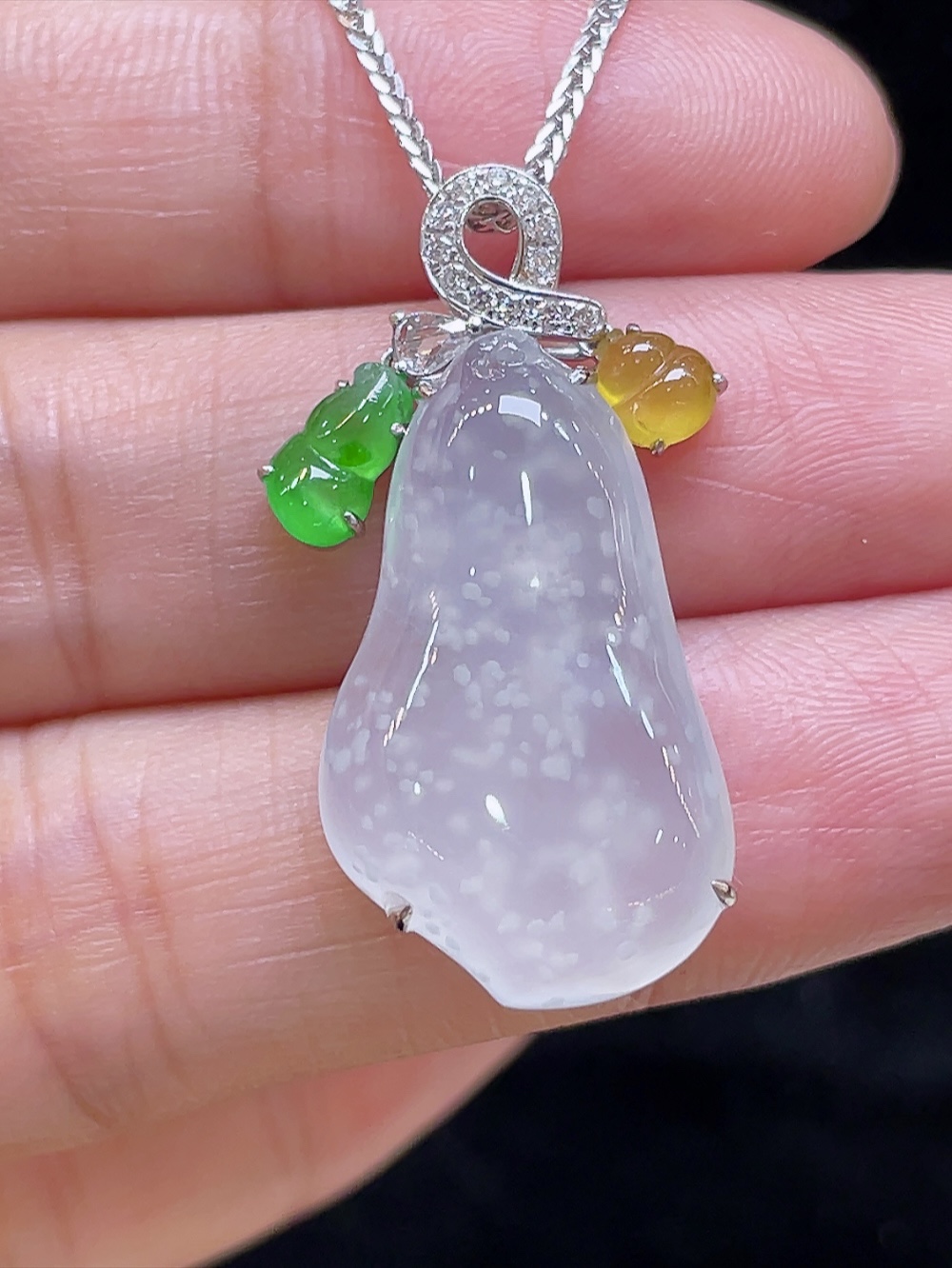 ️【冰种飘花，福瓜】大件饱满，通透水润，玉质细腻，翠色鲜艳，18k金奢华钻石镶嵌️，24.1-14.1-5.2
