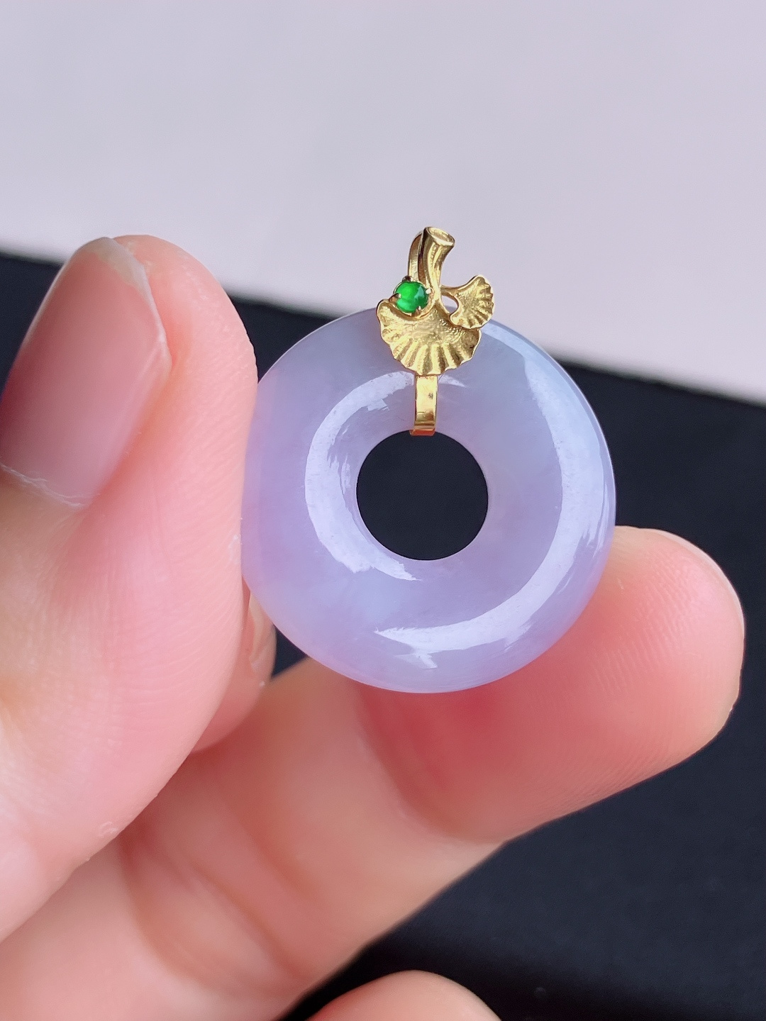 ️粉紫平安环，简约时尚，尺寸24.6/20.8/3.5/自然光实拍