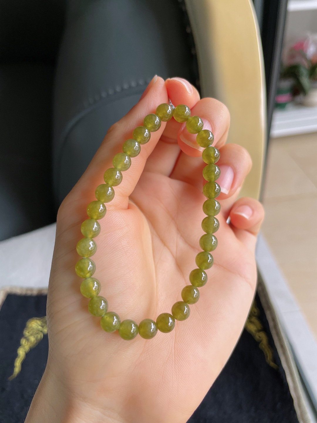 缅甸天然翡翠A货，冰种冰黄翡手串，尺寸：6mm。【编3371】