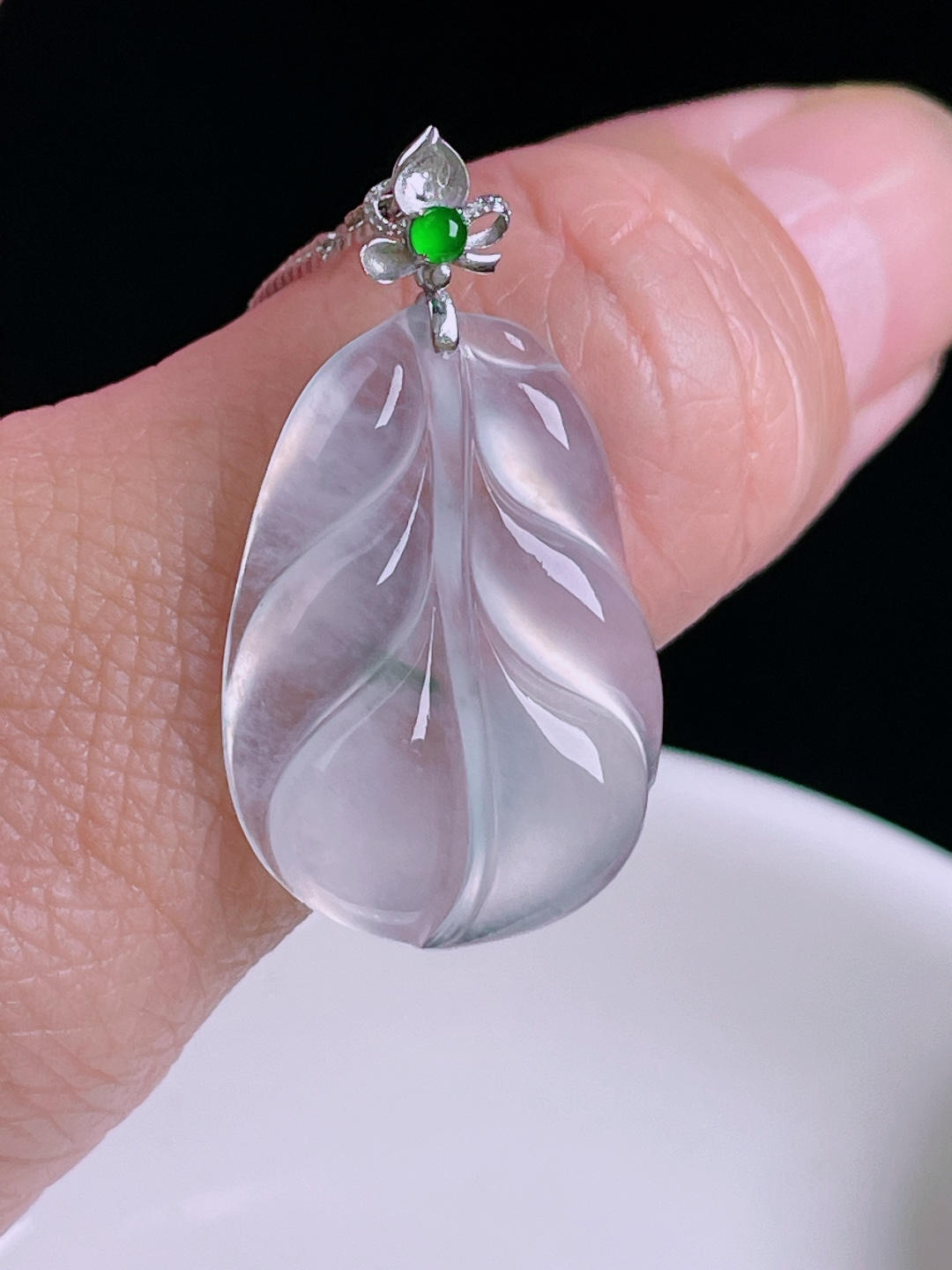 ️高冰叶子树叶，老种起光，细底通透，尺寸：33裸石26.2/18.3/3.8mm0814