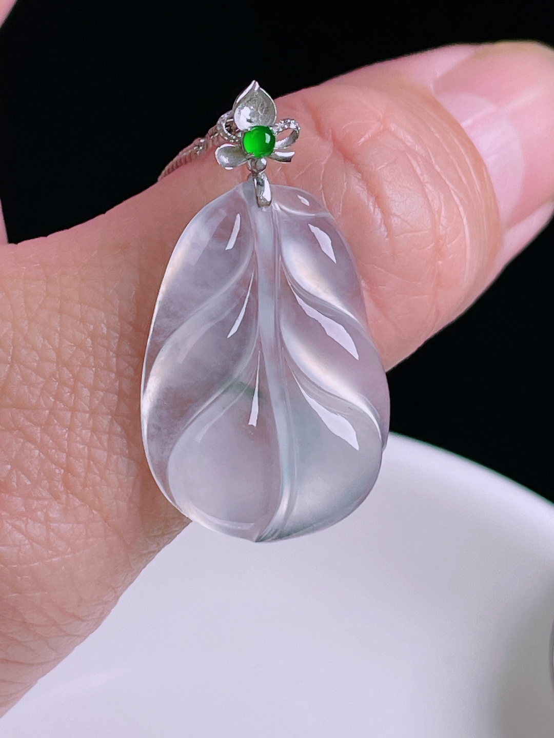 ️高冰叶子树叶，老种起光，细底通透，尺寸：33裸石26.2/18.3/3.8mm0814