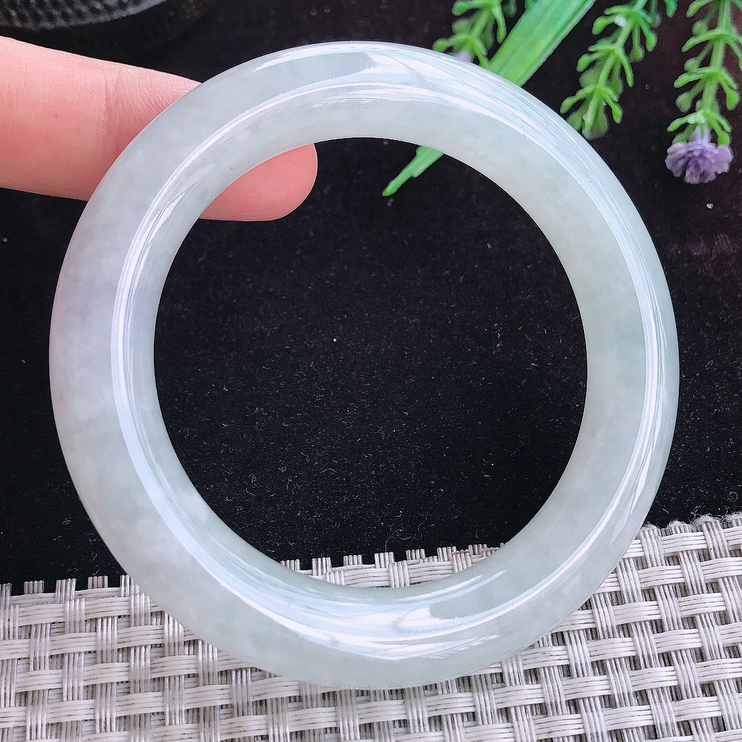 实拍A货翡翠54.5/11/11.2老坑冰润起胶白月光圆条手镯玉镯平安镯女款