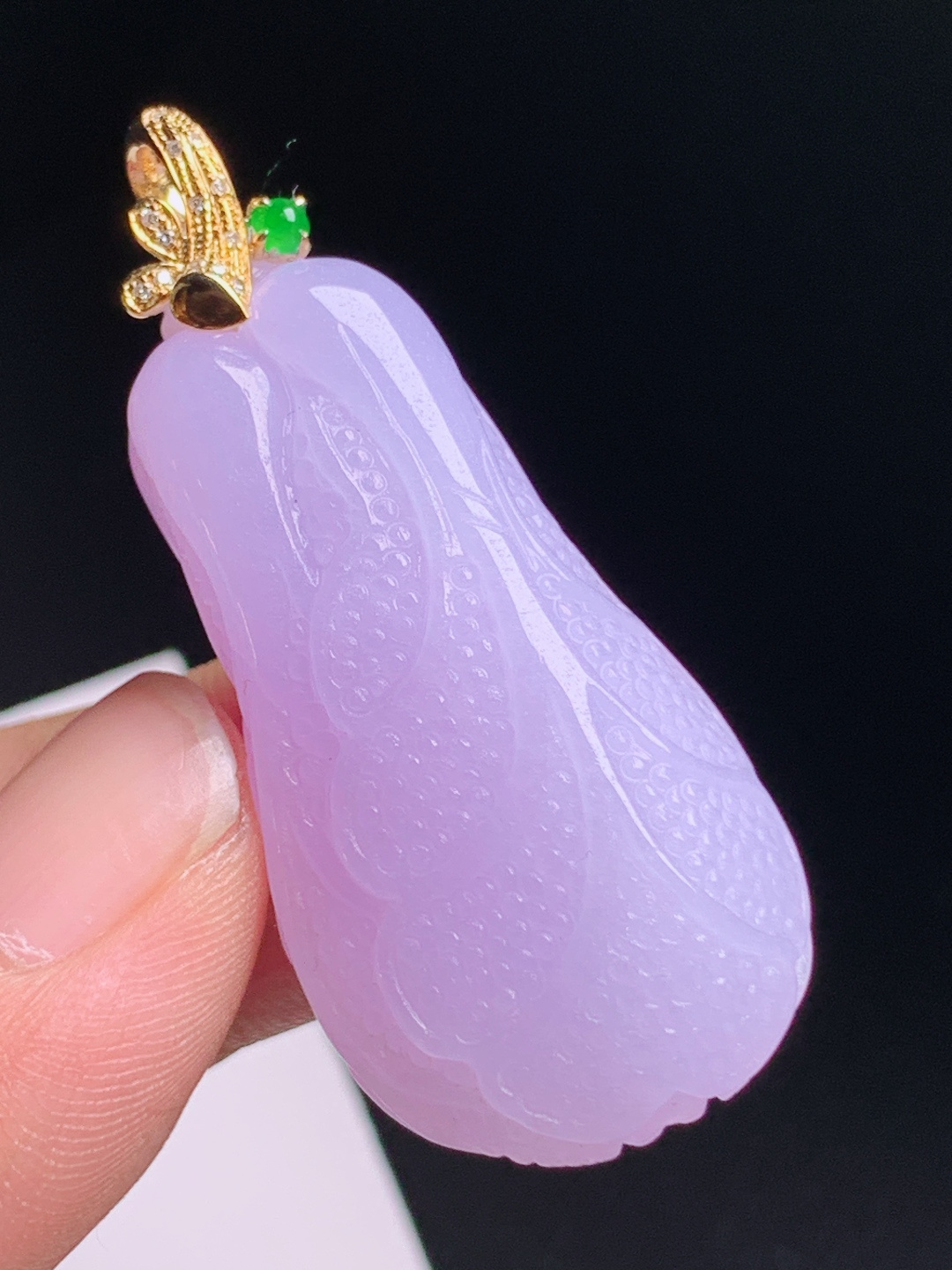 冰粉紫白菜吊坠，雕工细腻春色浓郁，百财聚来寓意佳