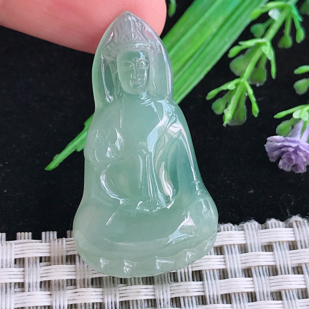 实拍A货翡翠42/23.8/6老坑冰胶晴绿小观音吊坠翡翠玉挂件