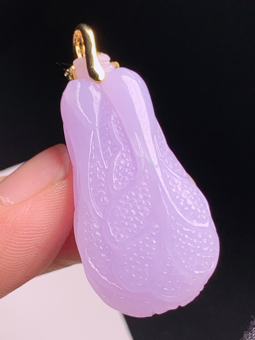冰粉紫白菜吊坠，雕工细腻春色浓郁，百财聚来寓意佳