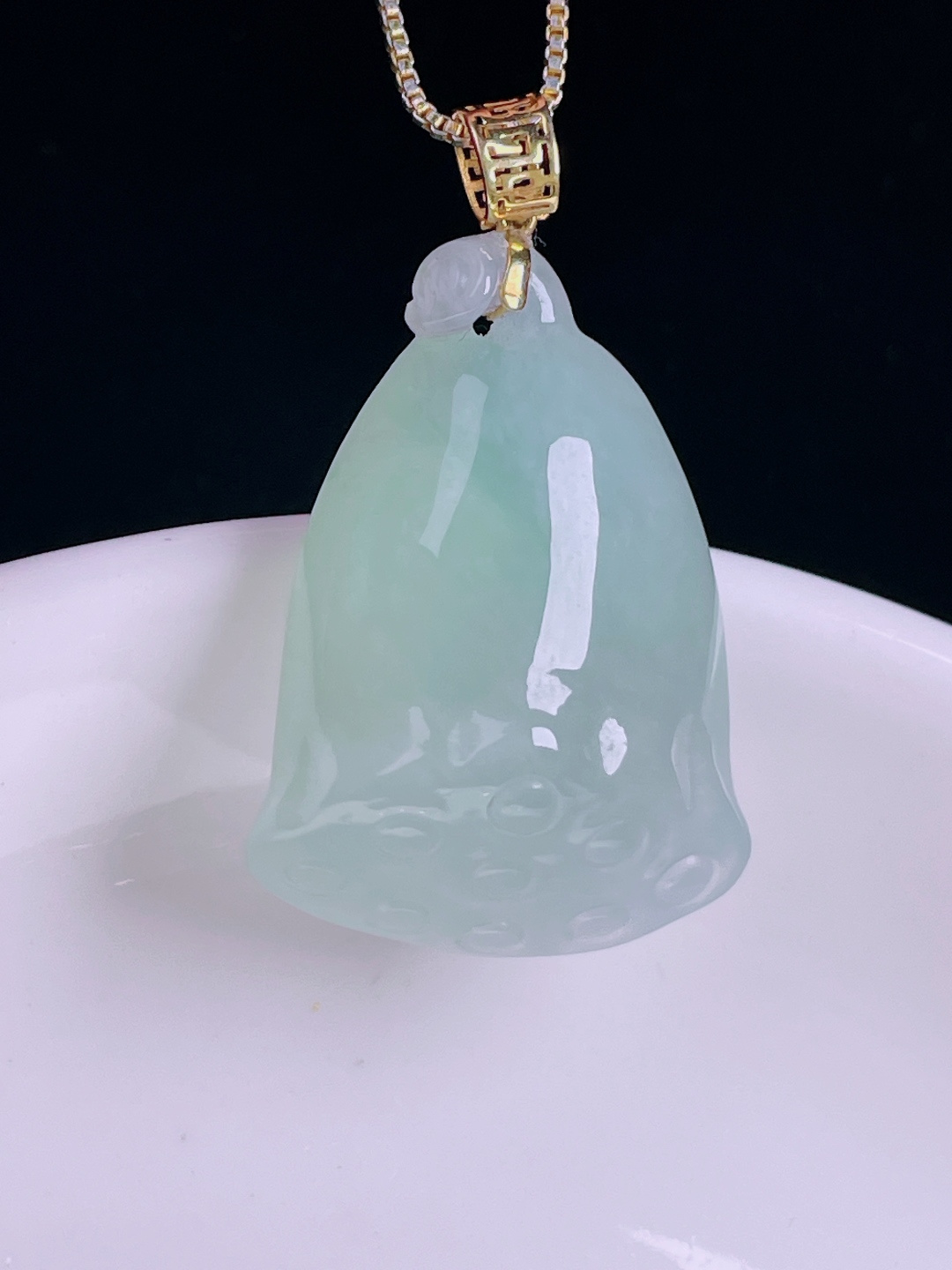 冰种莲藕，老种起光，细底通透，尺寸：34裸石28.8/20.2/11mm0815