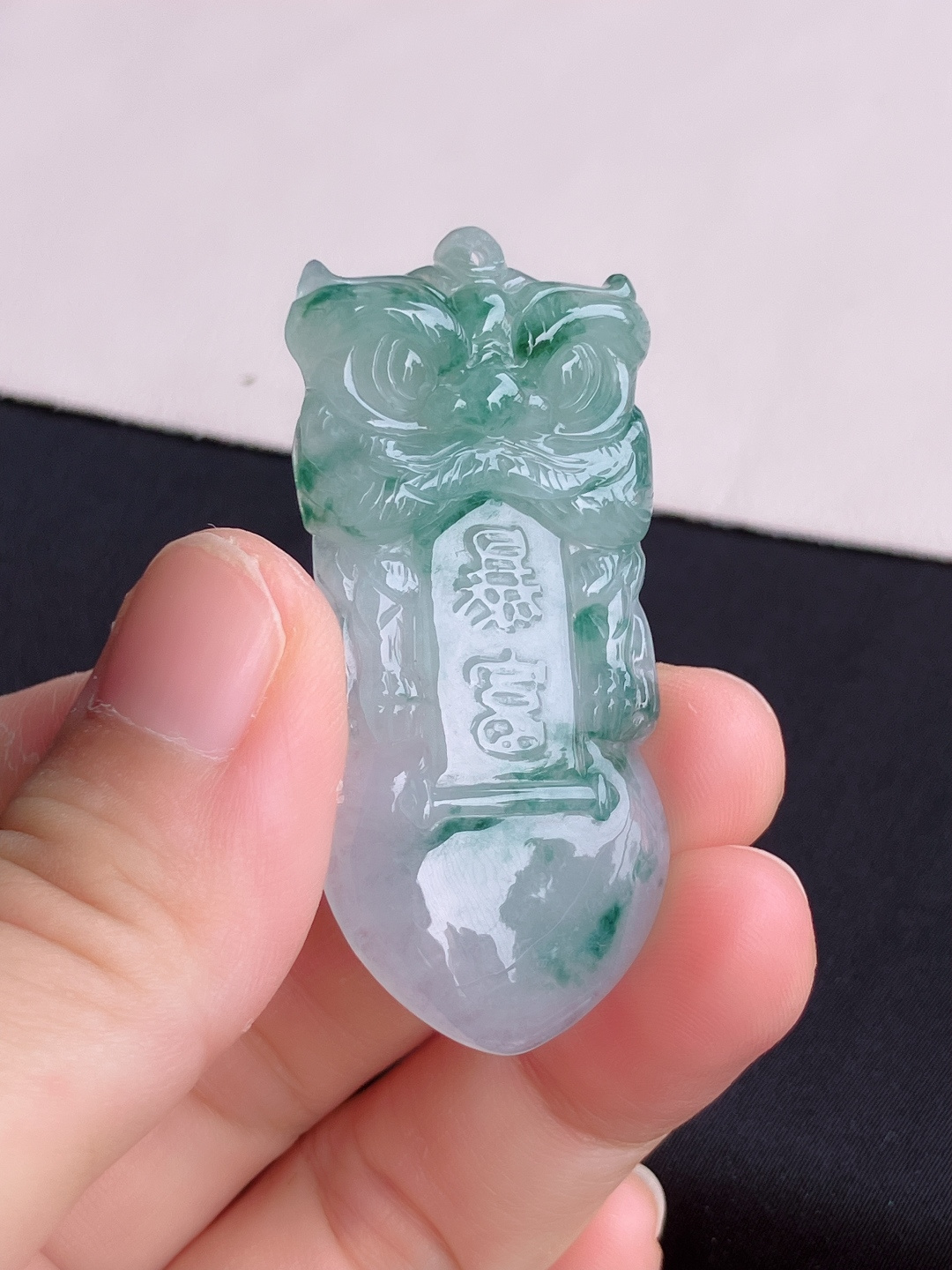冰飘花猫头鹰，花色清爽，尺寸52.6/24.6/6/自然光实拍
