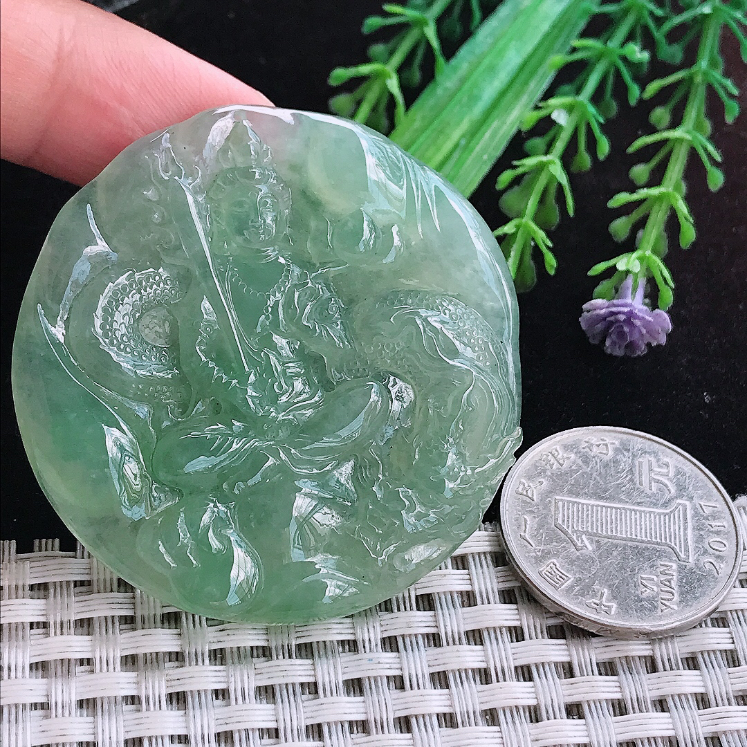 实拍A货翡翠50/6.5老坑冰胶果冻满绿虚空藏菩萨吊坠翡翠玉挂件