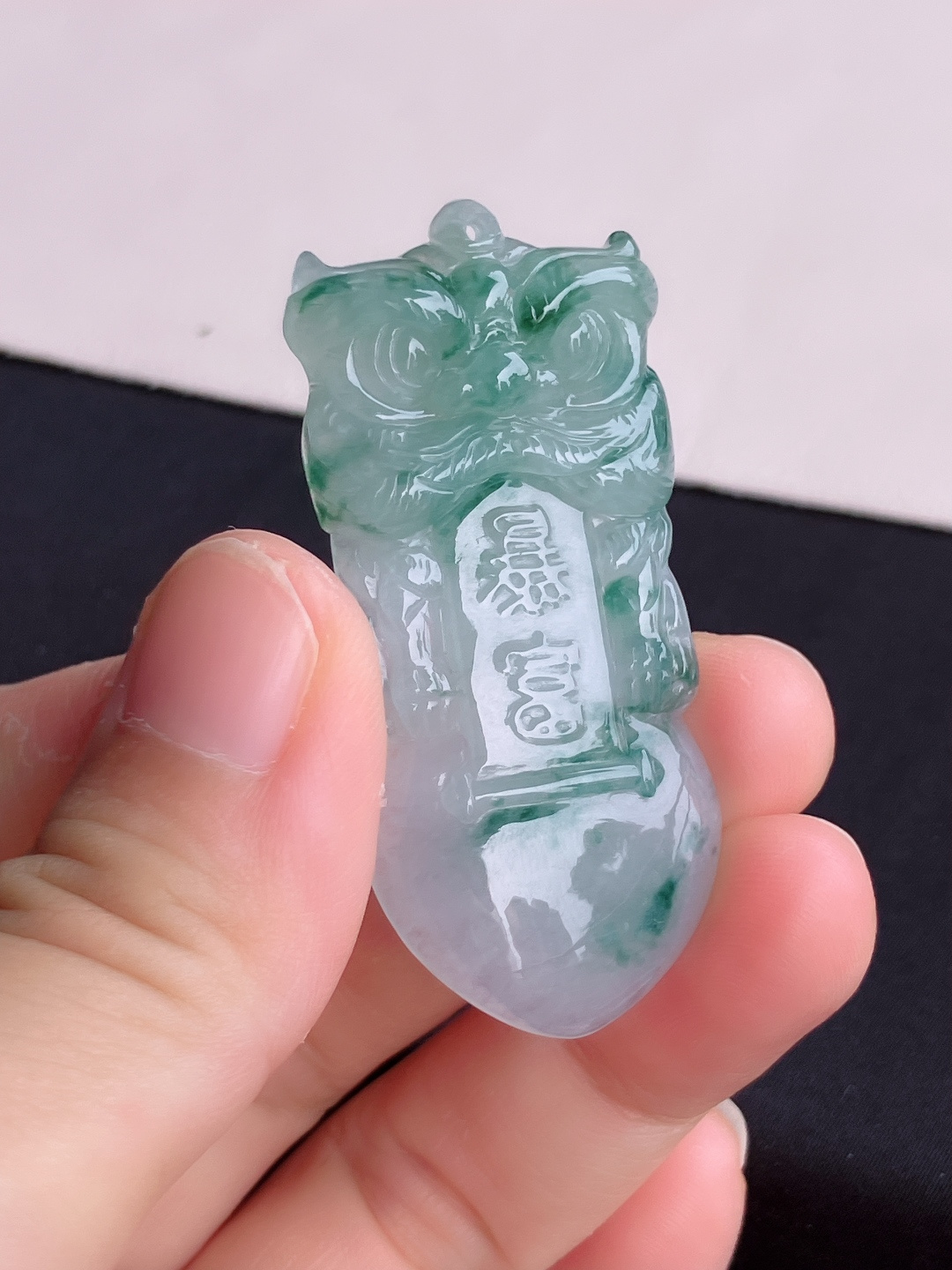 冰飘花猫头鹰，花色清爽，尺寸52.6/24.6/6/自然光实拍