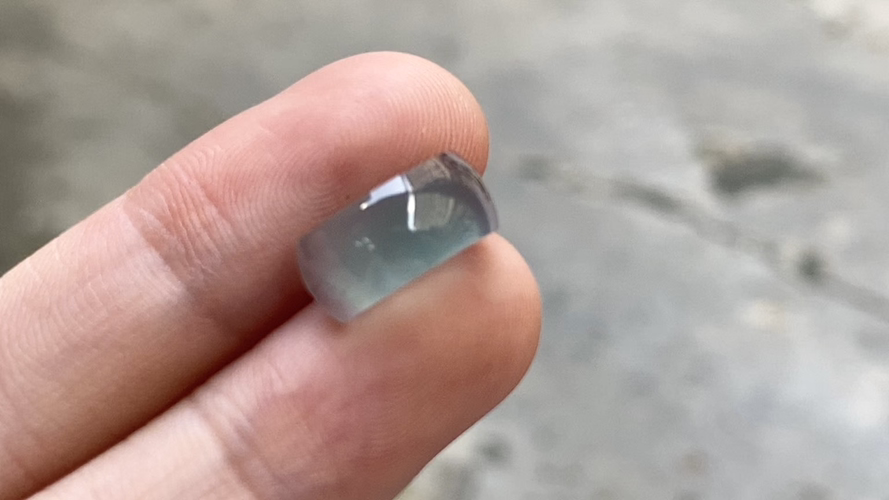 ️ 玻璃蓝钢马鞍,13.5*5.8*5.6 完整