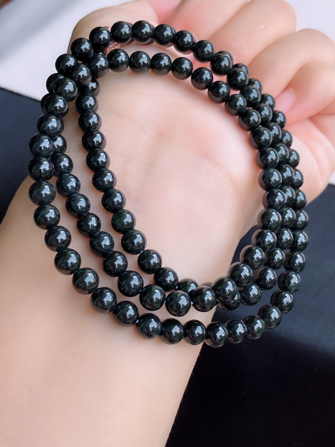 冰乌鸡大珠链，细腻精致，尺寸6.3/108颗，自然光实拍