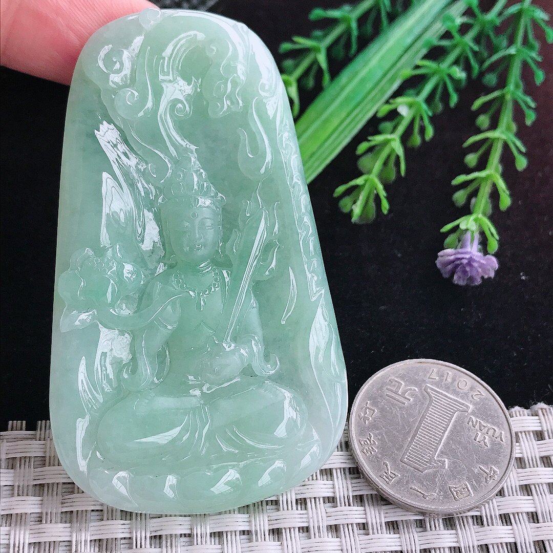 实拍A货翡翠71/42/5.6老坑冰润冰晴绿虚空藏菩萨吊坠翡翠玉挂件