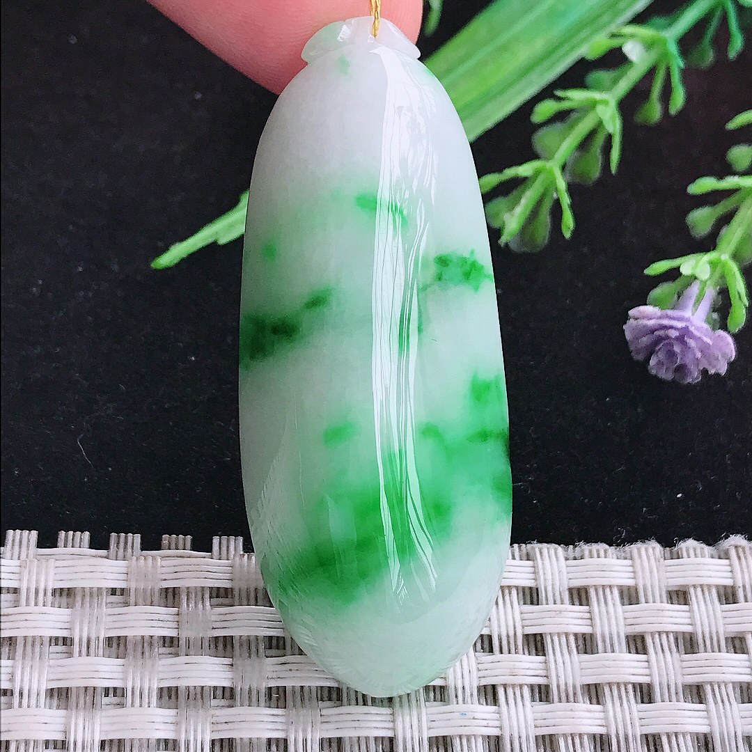 实拍A货翡翠51.5/20.8/15.2老坑冰润飘阳绿福瓜吊坠翡翠玉挂件