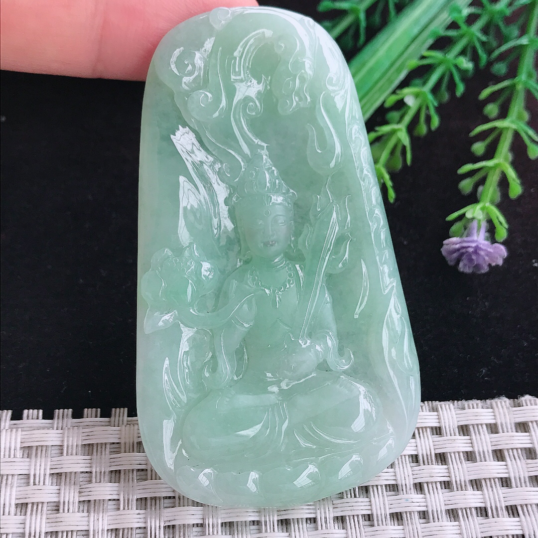 实拍A货翡翠71/42/5.6老坑冰润冰晴绿虚空藏菩萨吊坠翡翠玉挂件