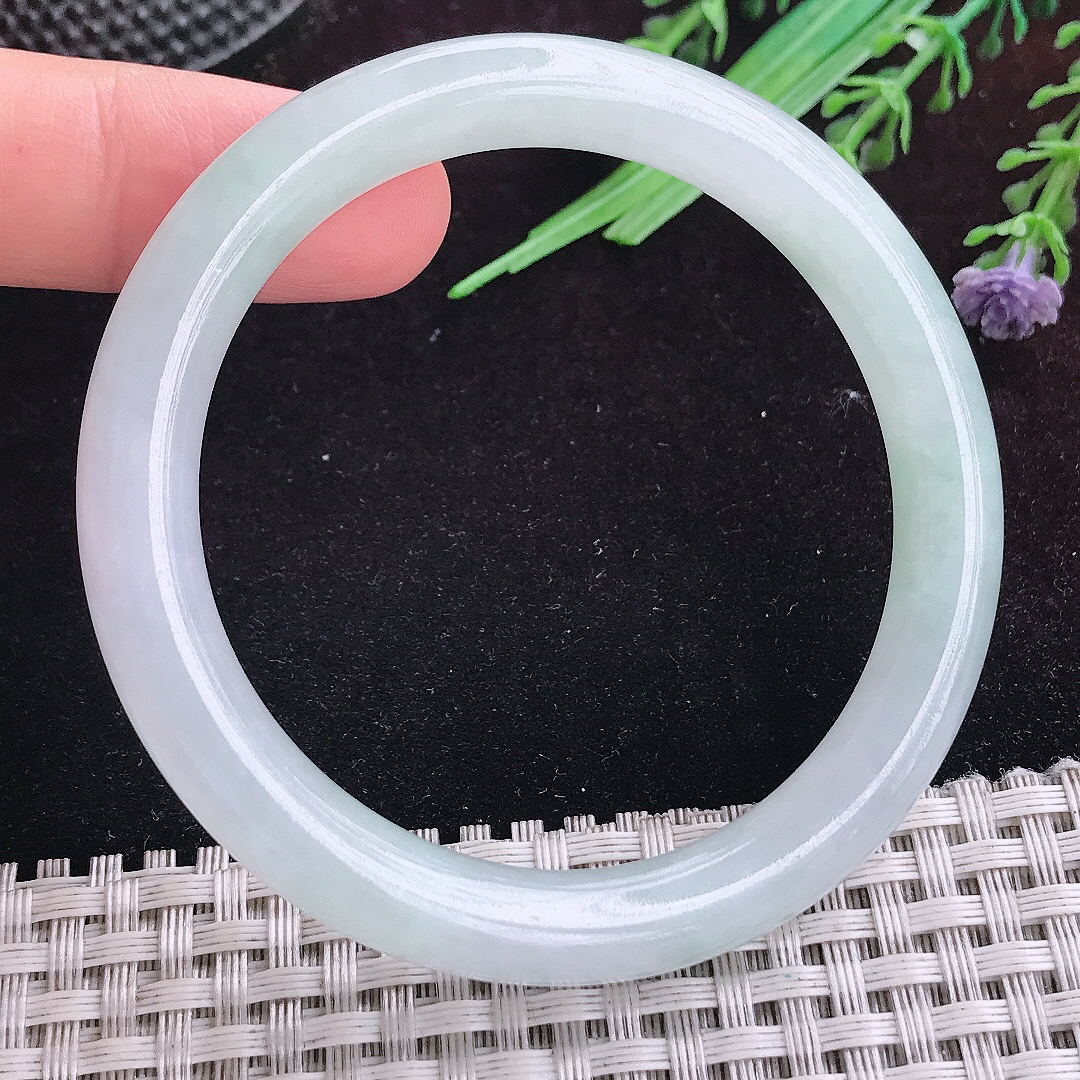 实拍A货翡翠54/9.5/8.3老坑冰润起胶圆条手镯天然玉镯平安镯女款