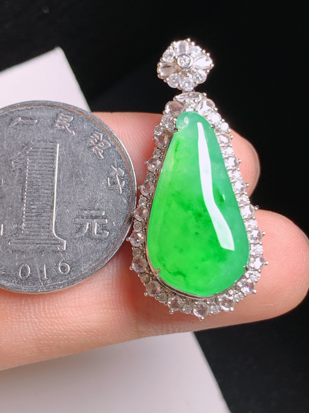 ️ 冰阳绿福瓜吊坠，色泽浓郁，饱满大气，福气绵长