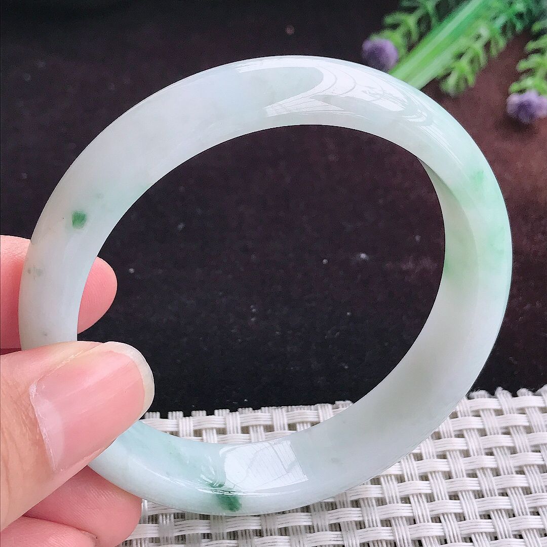 实拍A货翡翠59.8/14/8老坑精美冰润飘花手镯天然玉镯平安镯女款