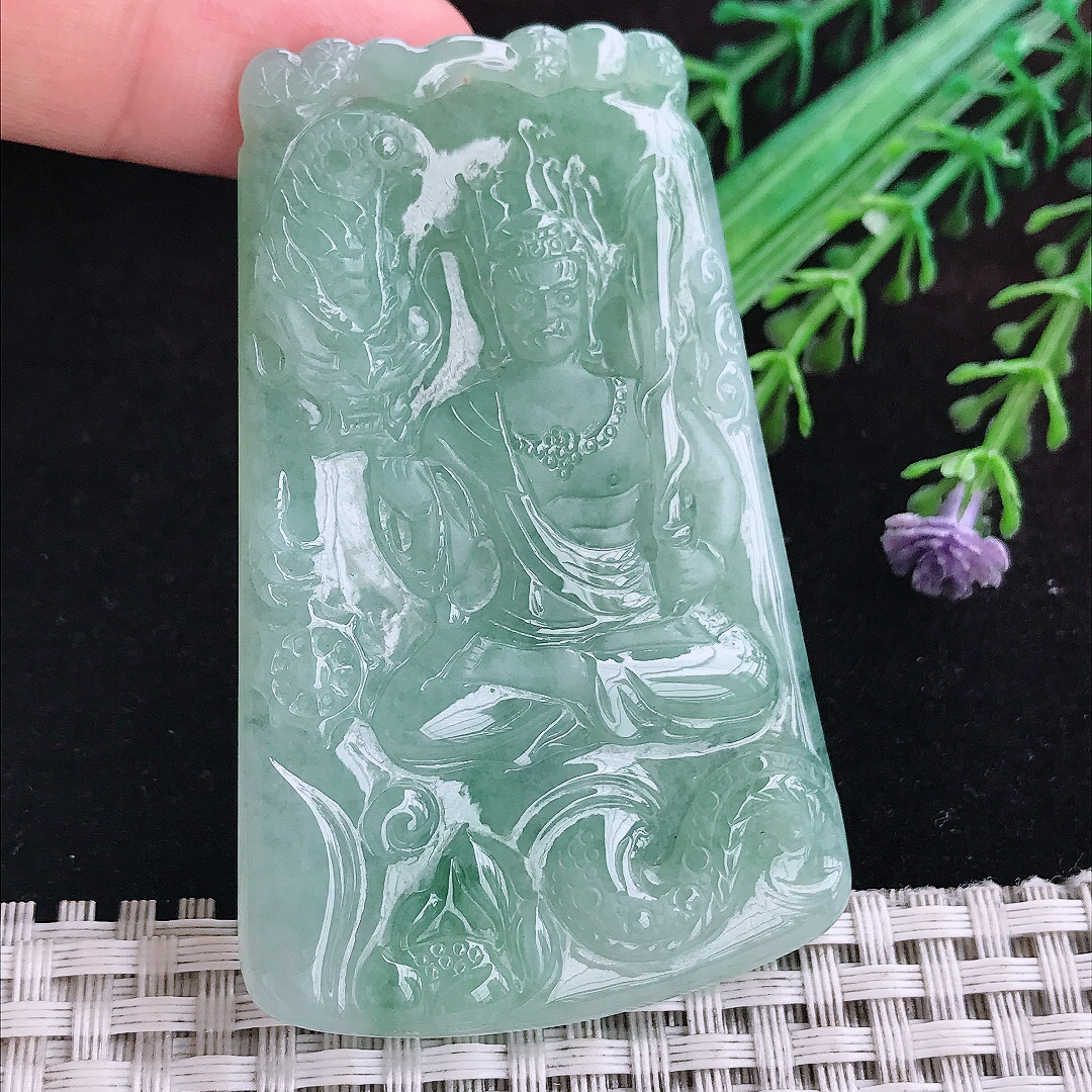实拍A货翡翠66/42/4.8老坑温润满色不动明王吊坠翡翠玉鸡守护神挂件