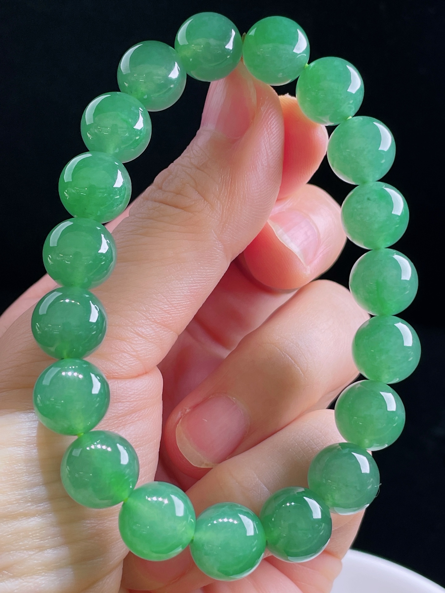 冰绿手串，老种起光，细底通透，尺寸：11.2mm0817