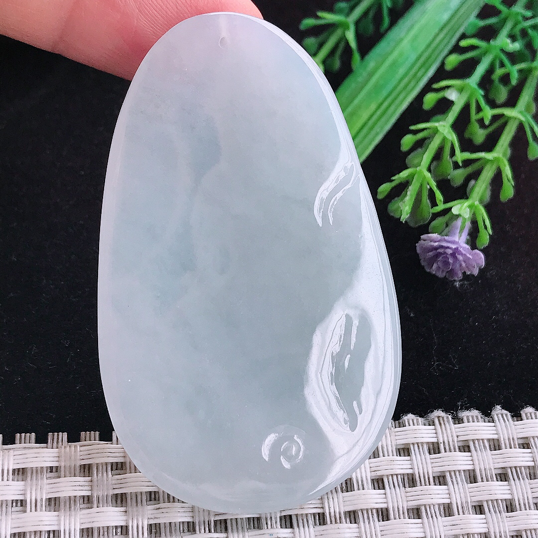 实拍A货翡翠61.3/38/6.3老坑冰润起胶白月光大势至菩萨吊坠翡翠玉挂件