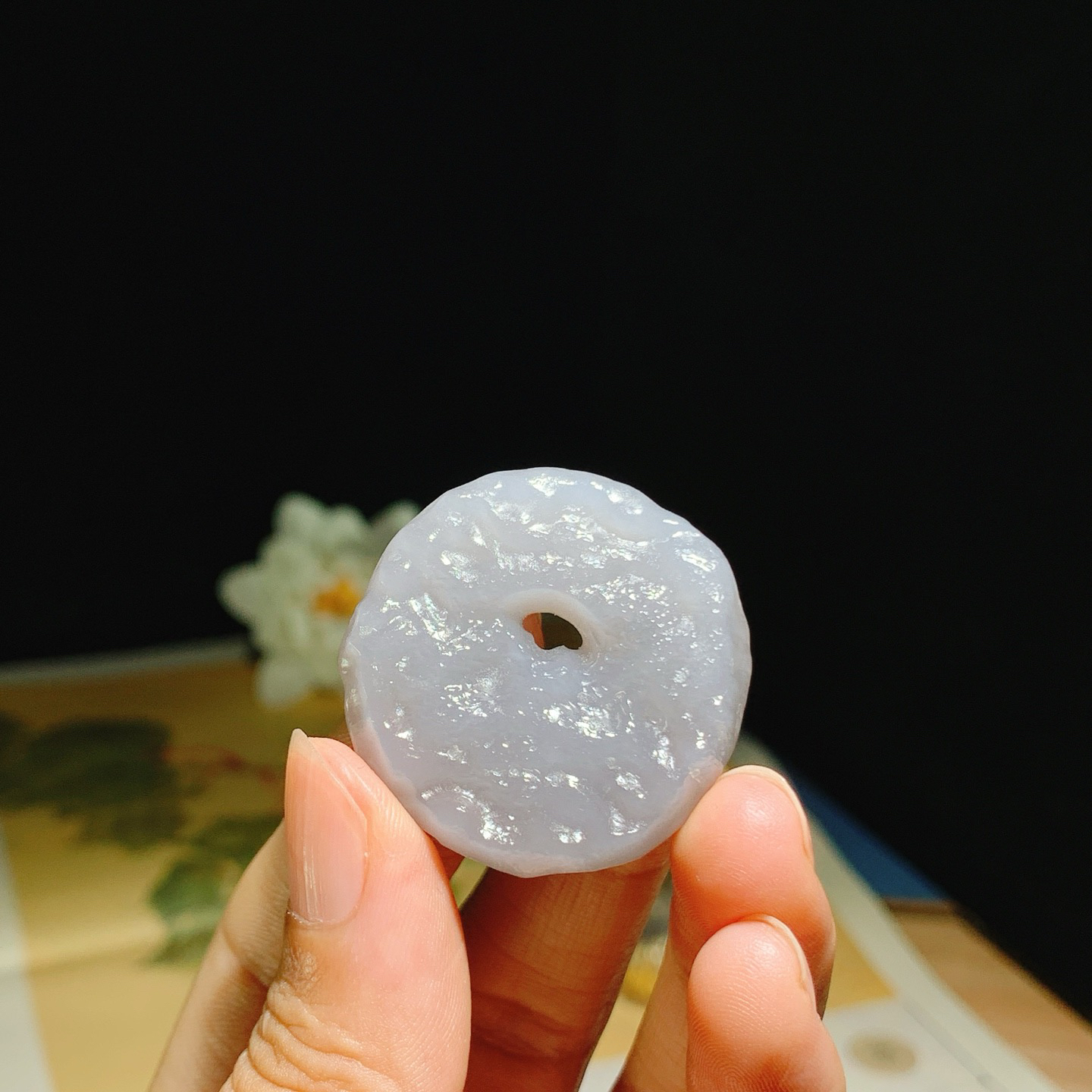 和田玉青烟紫仿古件挂件！尺寸34/10重21.5克，玉质细腻油润 脂粉好，品质好！lt260818
