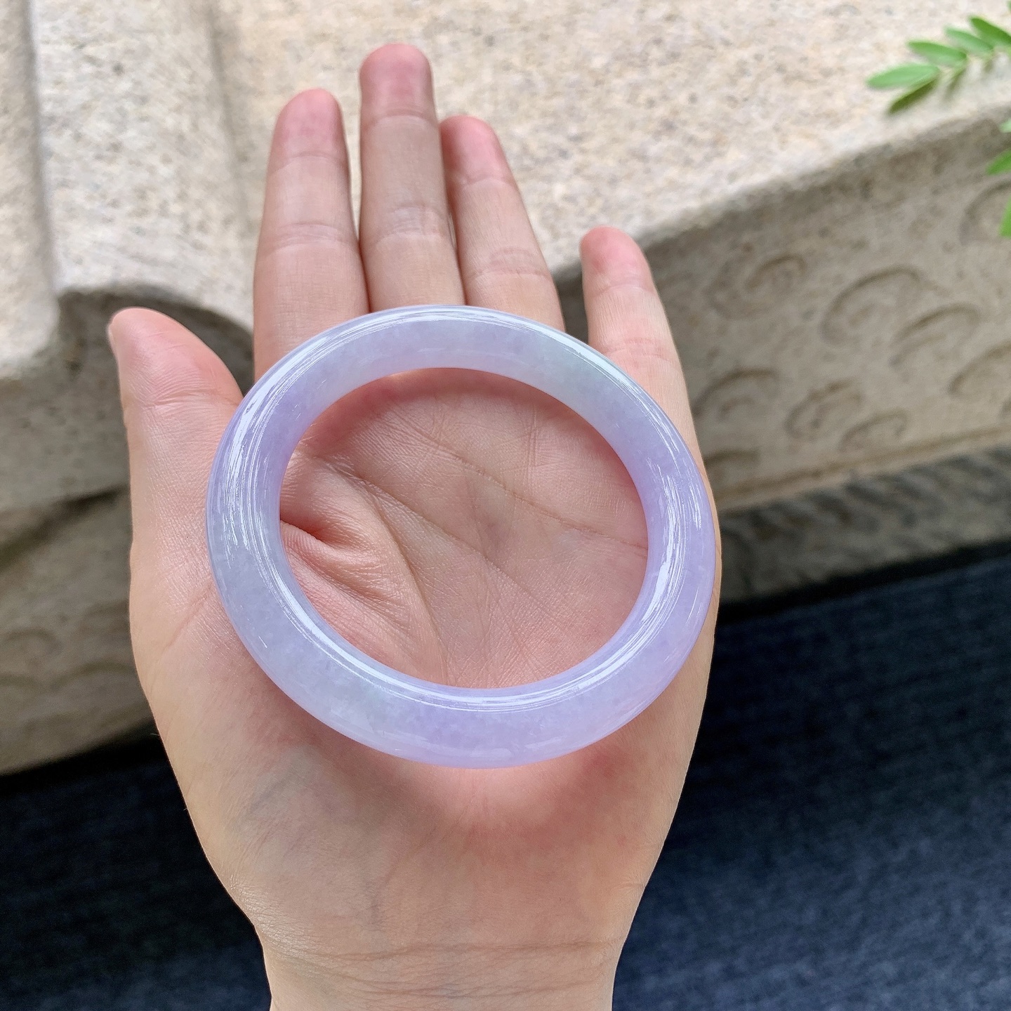 圆条51 52，圈口52/8.9/9.4，编码HJ081820，描述：细糯，水润，种老，细腻，打灯有