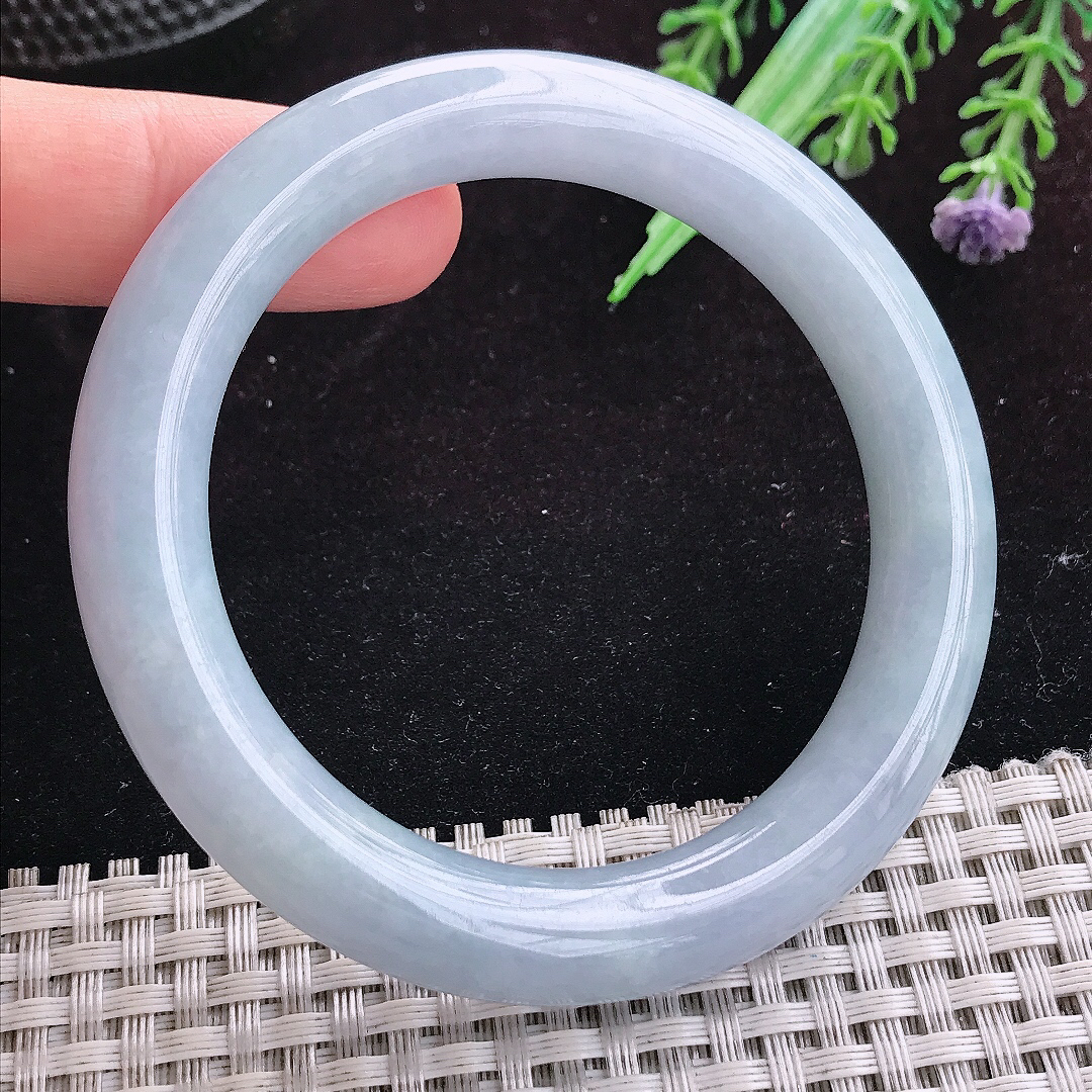实拍A货翡翠55.5/10.3老坑温润紫罗兰圆条手镯天然玉镯平安镯女款