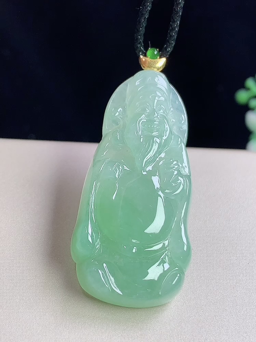 18k金镶飘绿财神爷，无裂，尺寸41.1-18.9-6.3mm，D17yja