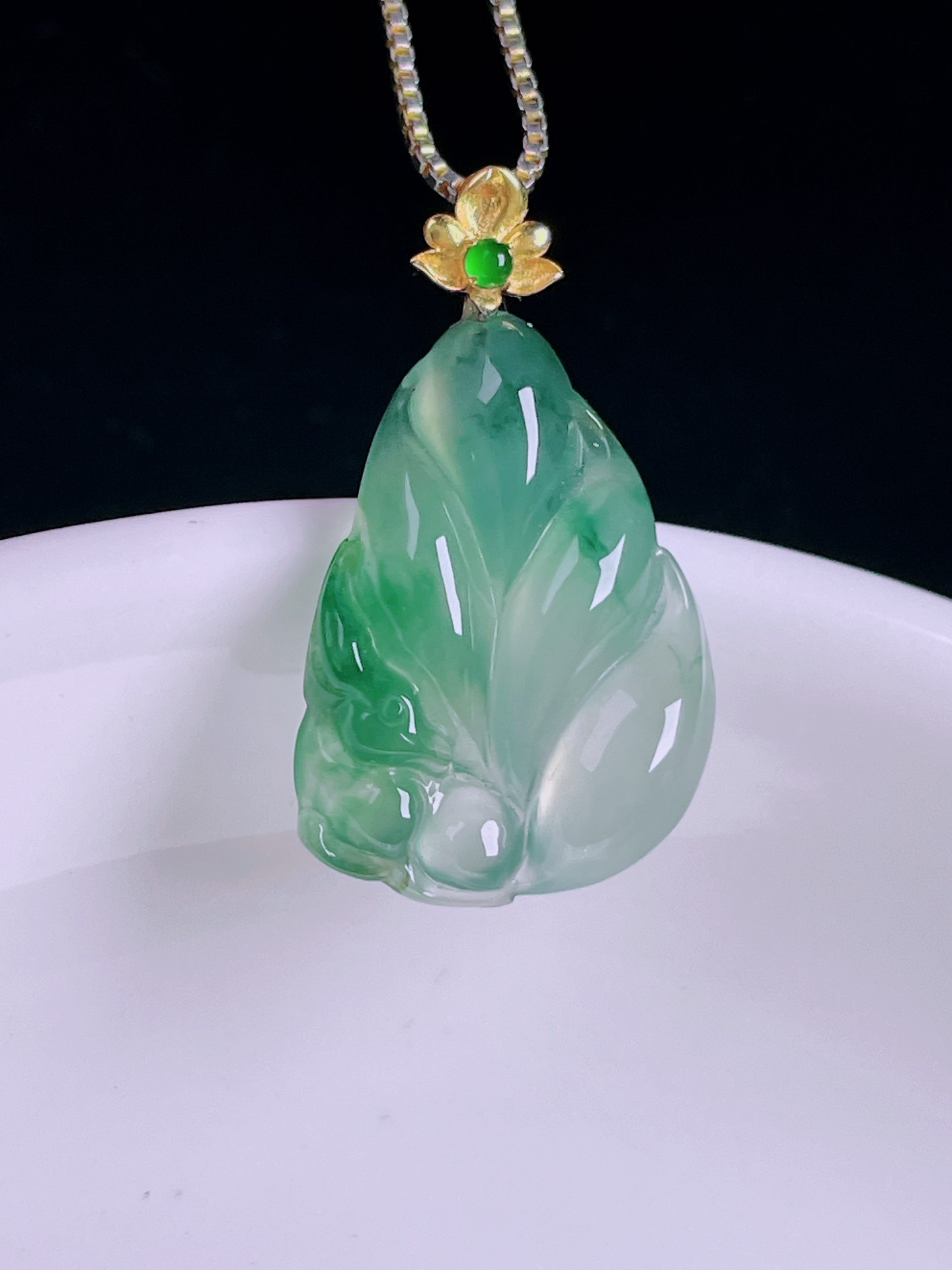 ️冰种狐狸，18k金镶嵌，老种起光，细底通透，尺寸：25.2裸石20.5/15.5/4.3mm0817
